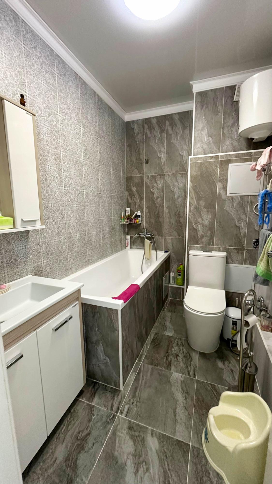 5-комнантная квартира, 141.5 м²,мкр Бирлик за 51 000 000