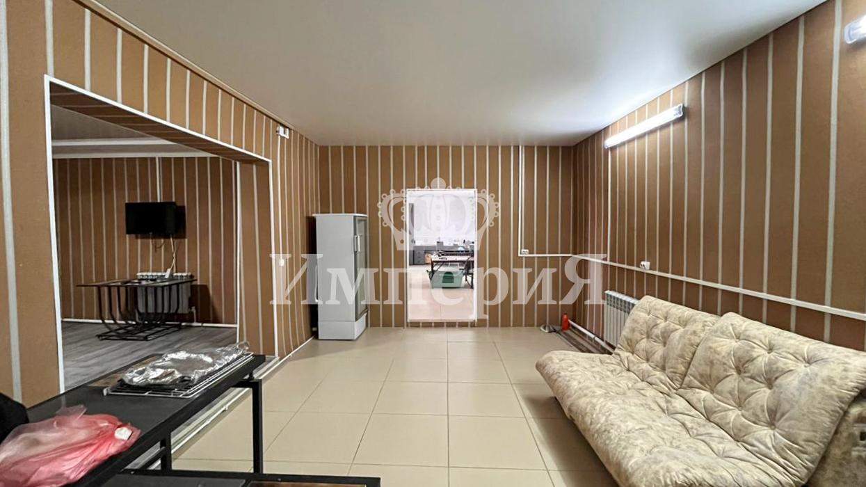 3-комнантный квартира, 90.0 м²,Абая за 42 000 000