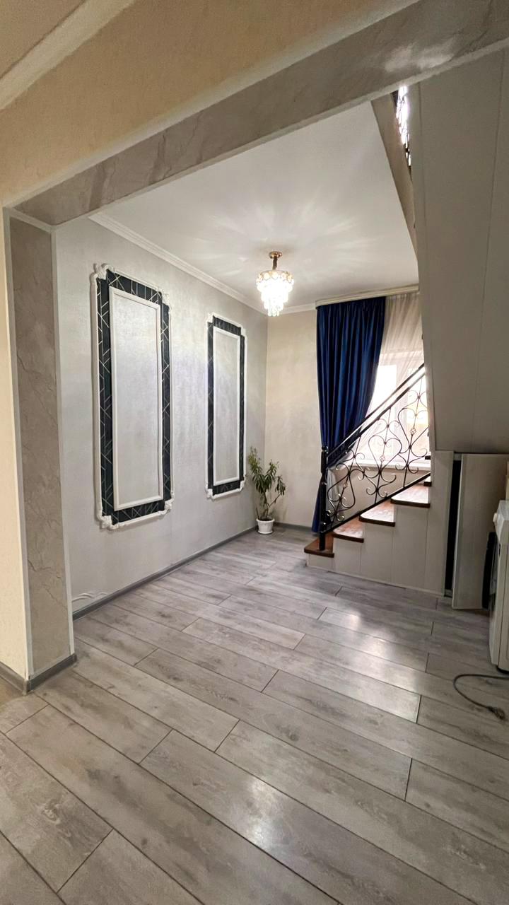 5-комнантный квартира, 152.0 м²,Ынтымак за 46 000 000