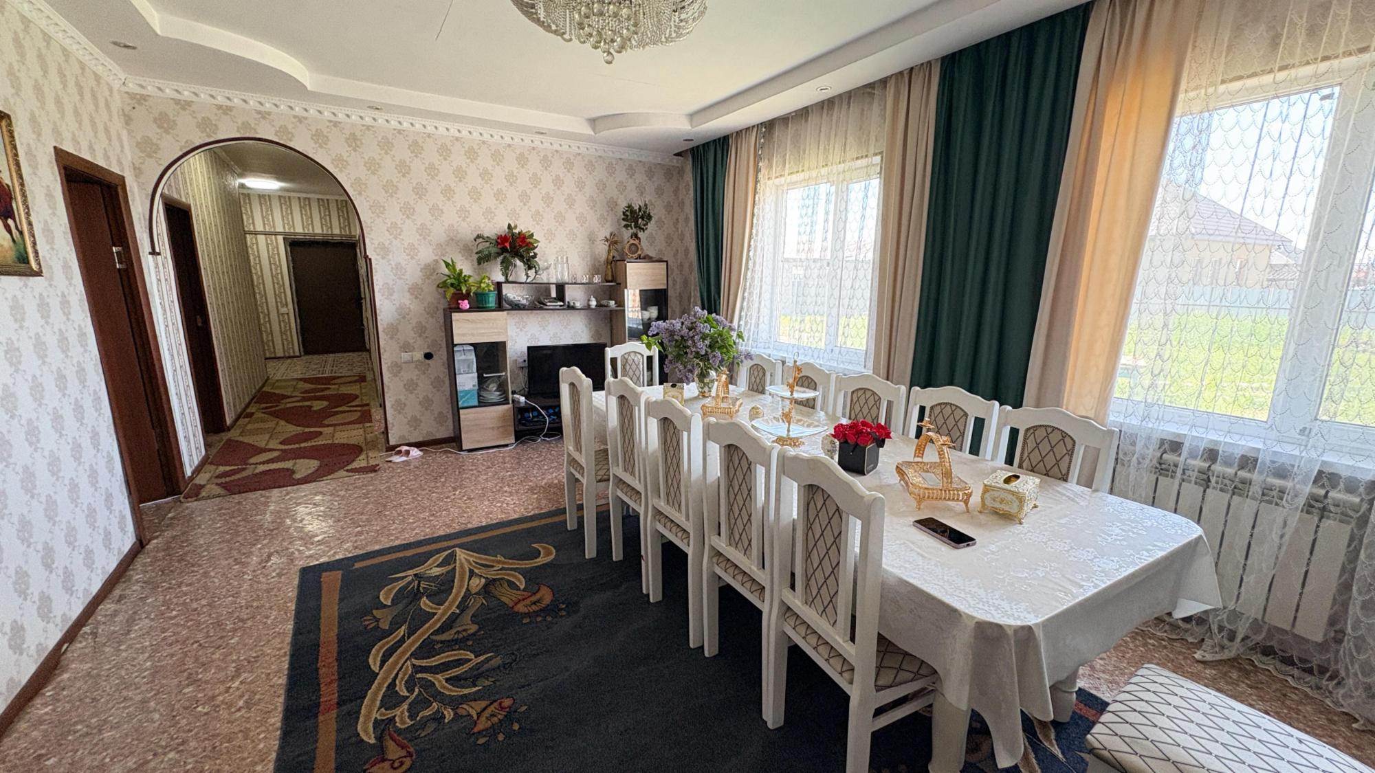 4-комнантная квартира, 105.0 м²,Ынтымак за 22 000 000