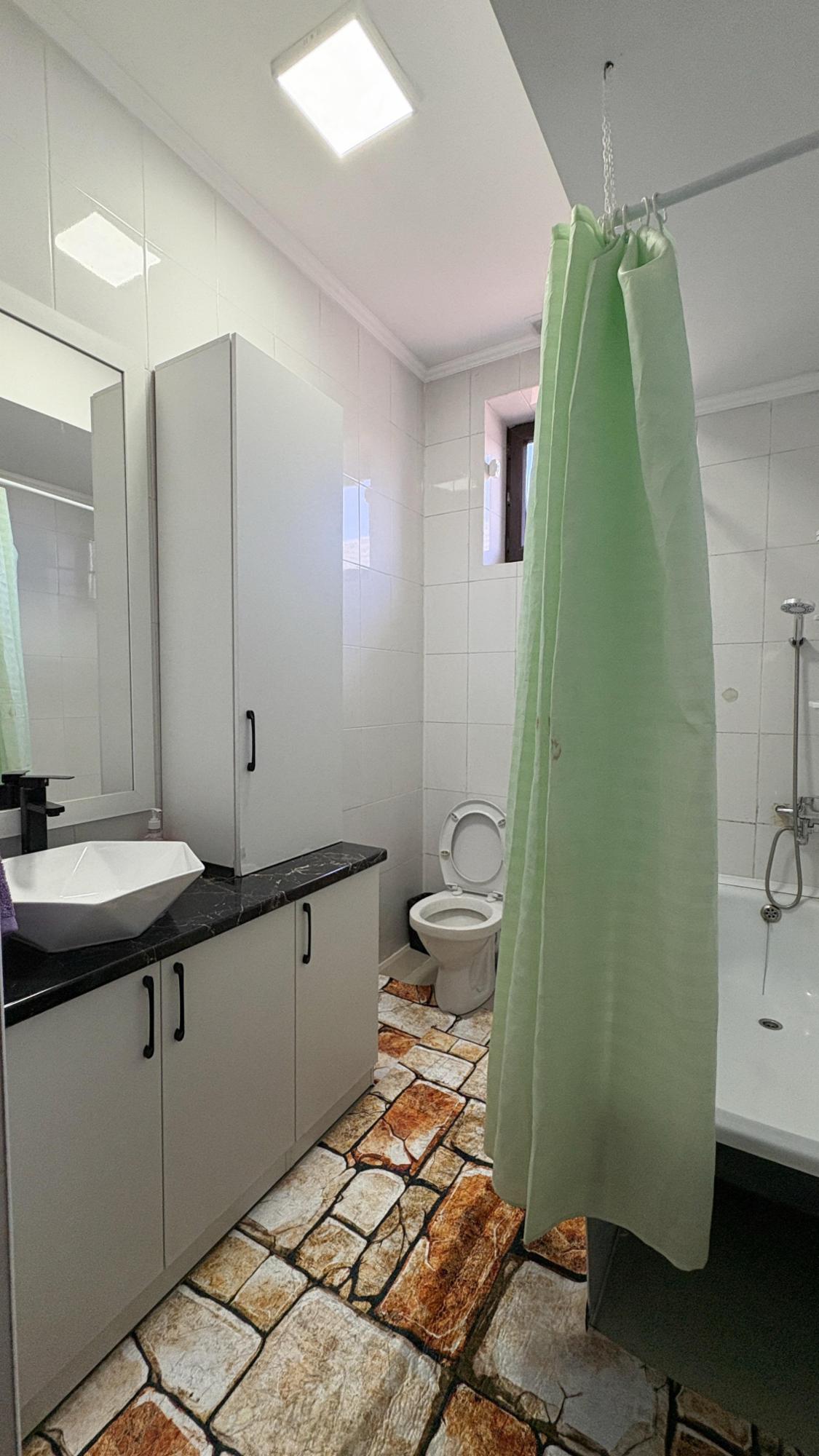 6-комнантный квартира, 300.0 м²,Талдыкорганская за 115 000 000