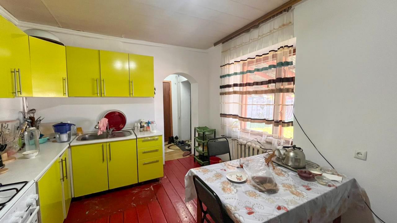 4-комнантный квартира, 106.0 м²,Базарбаева за 30 000 000