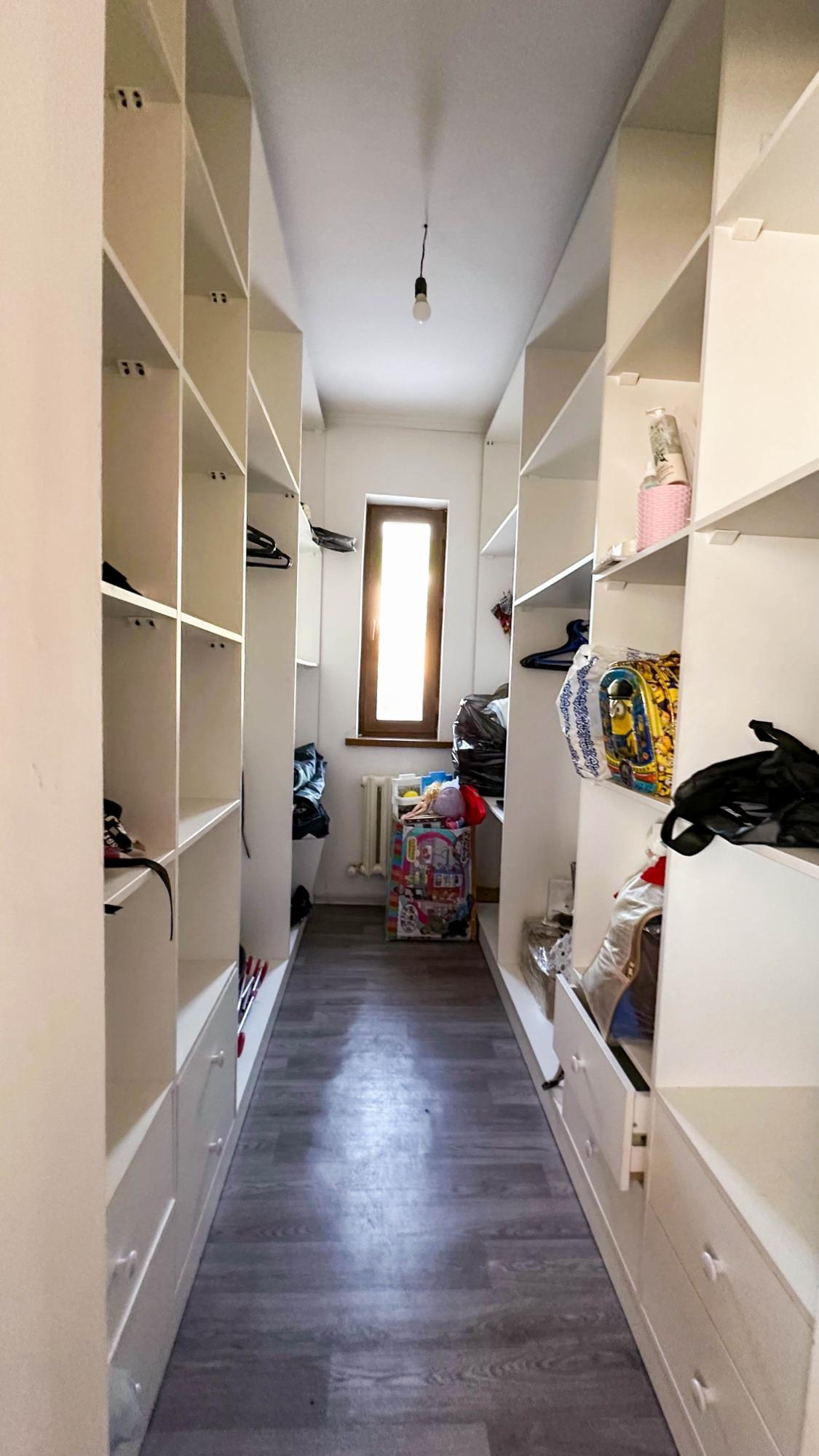 5-комнантный квартира, 140.0 м²,Конаев за 35 000 000