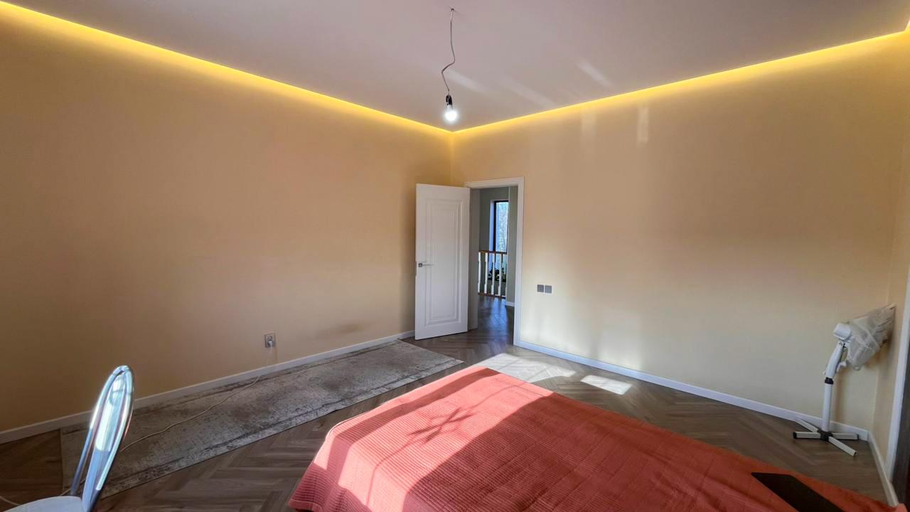 6-комнантный квартира, 236.0 м²,Ак бастау за 120 000 000