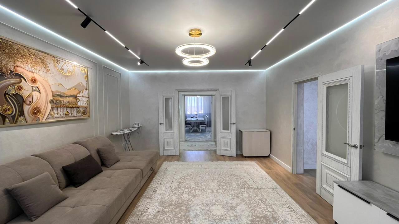 4-комнантная квартира, 120.0 м²,Каратал за 59 000 000