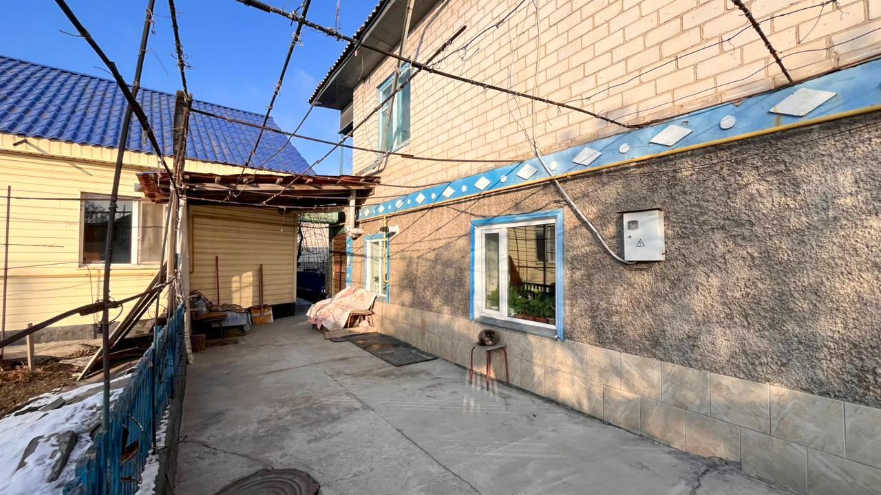 5-комнантный квартира, 134.0 м²,Шаляпина за 25 300 000