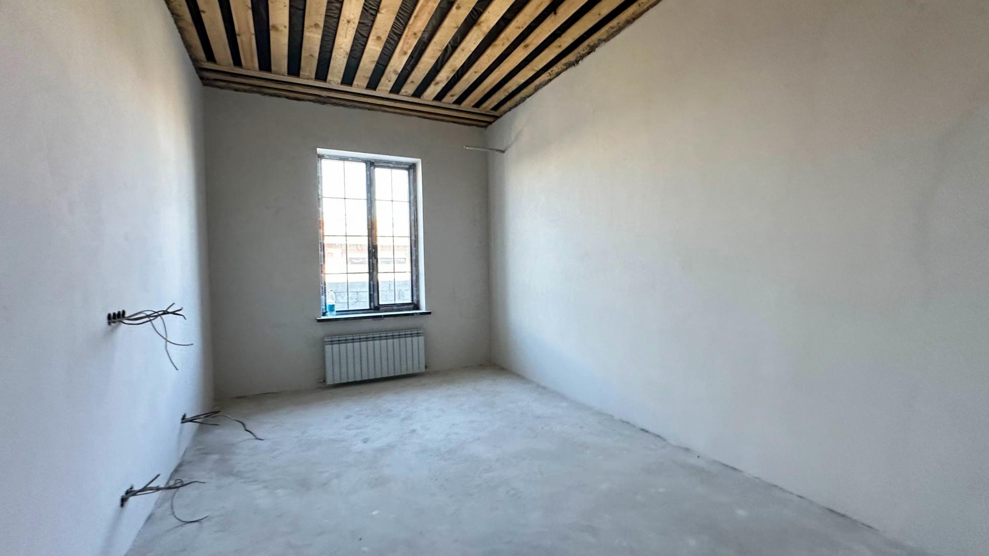 7-комнантный квартира, 372.0 м²,Абая за 95 000 000