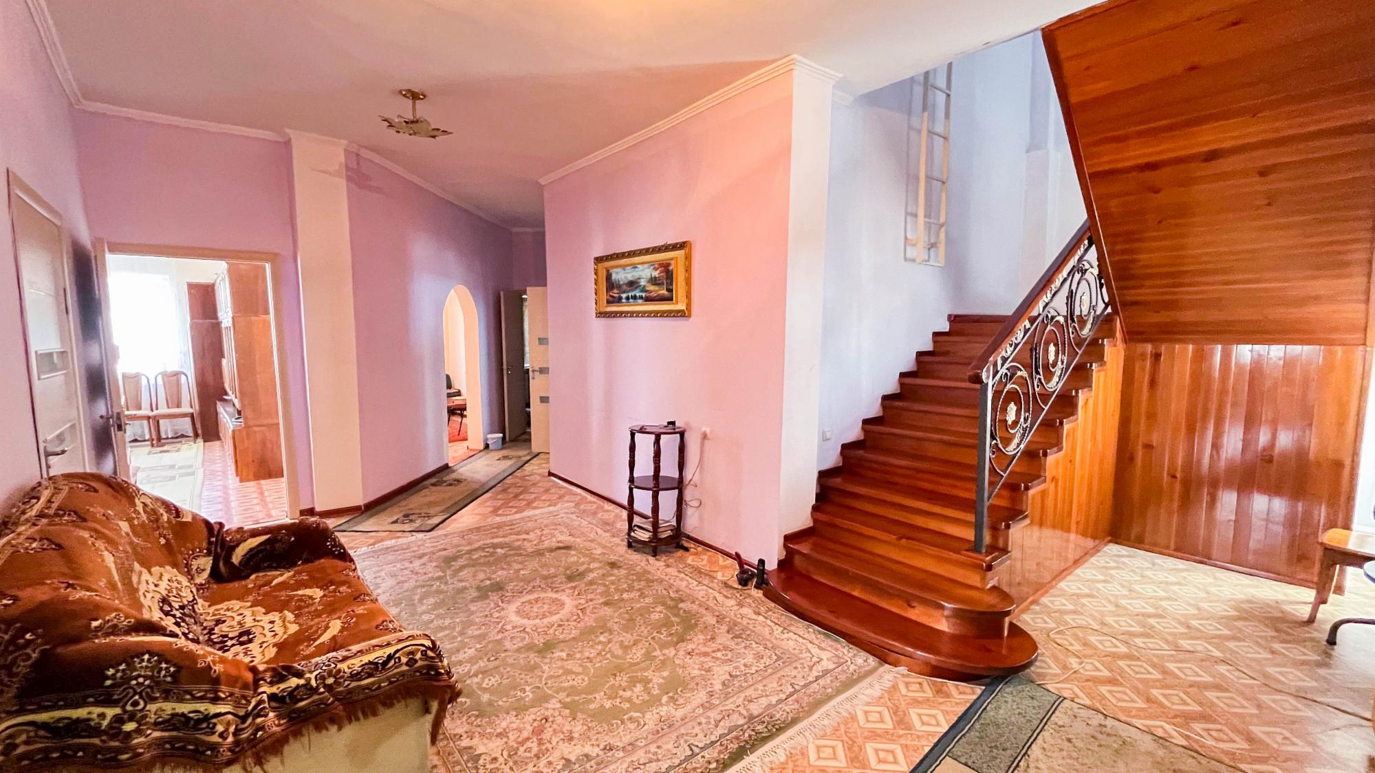 10-комнантный квартира, 260.0 м²,Безродного за 34 500 000