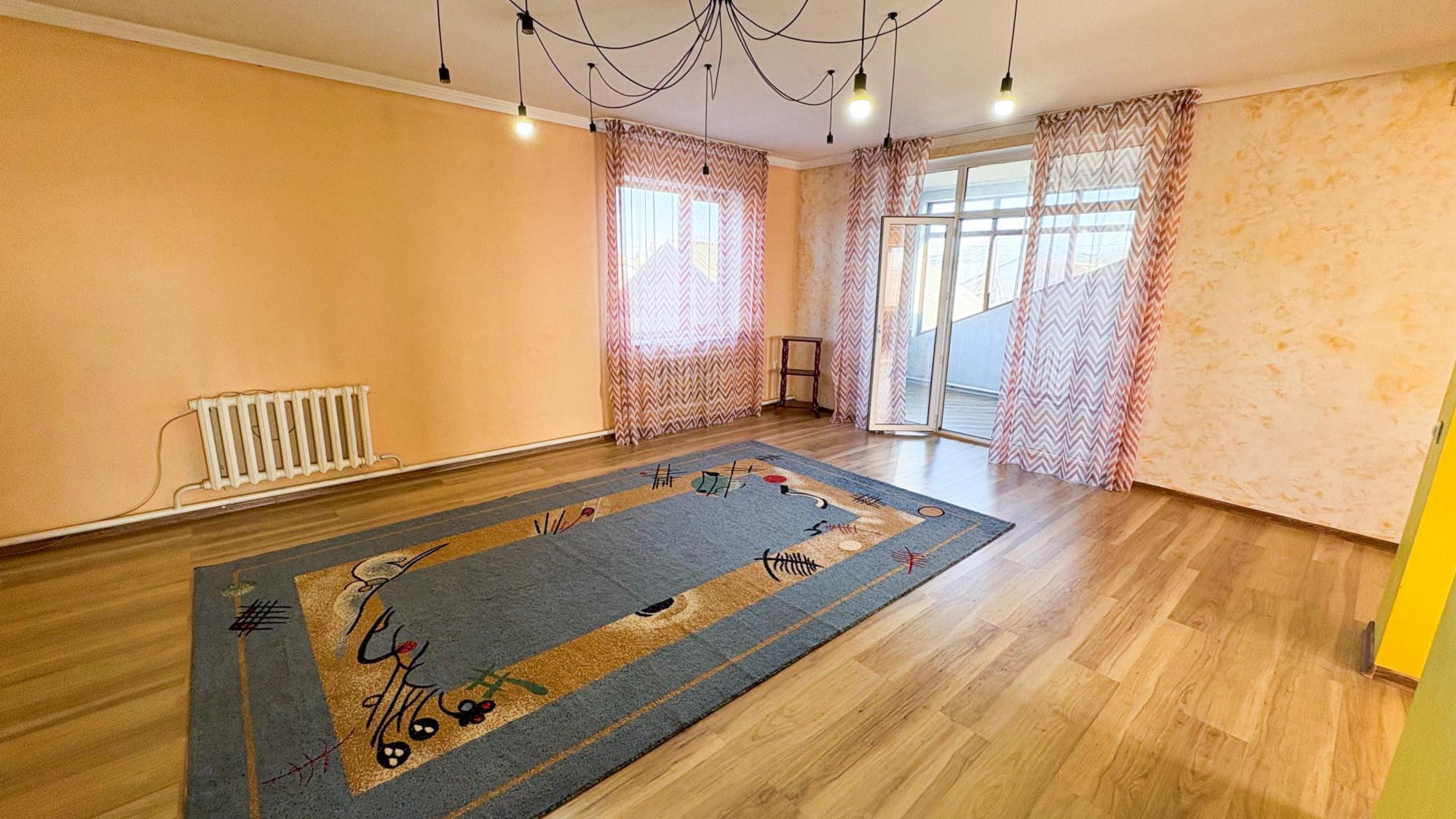 7-комнантный квартира, 300.0 м²,Гаухар Ана за 64 200 000