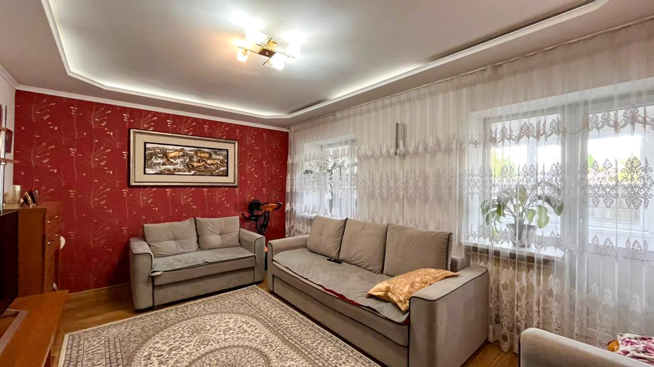 6-комнантный квартира, 198.0 м²,Центр за 65 000 000
