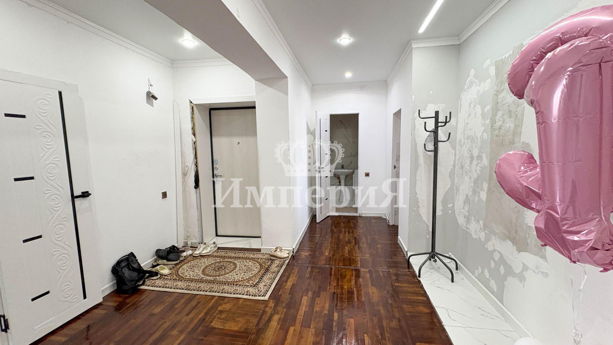 4-комнантная квартира, 115.0 м²,Толебаева за 35 000 000