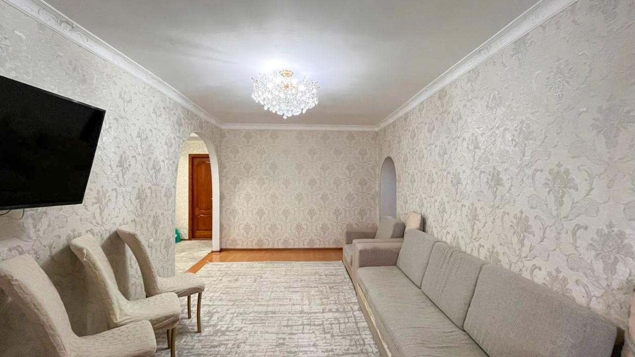 4-комнантная квартира, 88.0 м²,3 мкр за 32 500 000