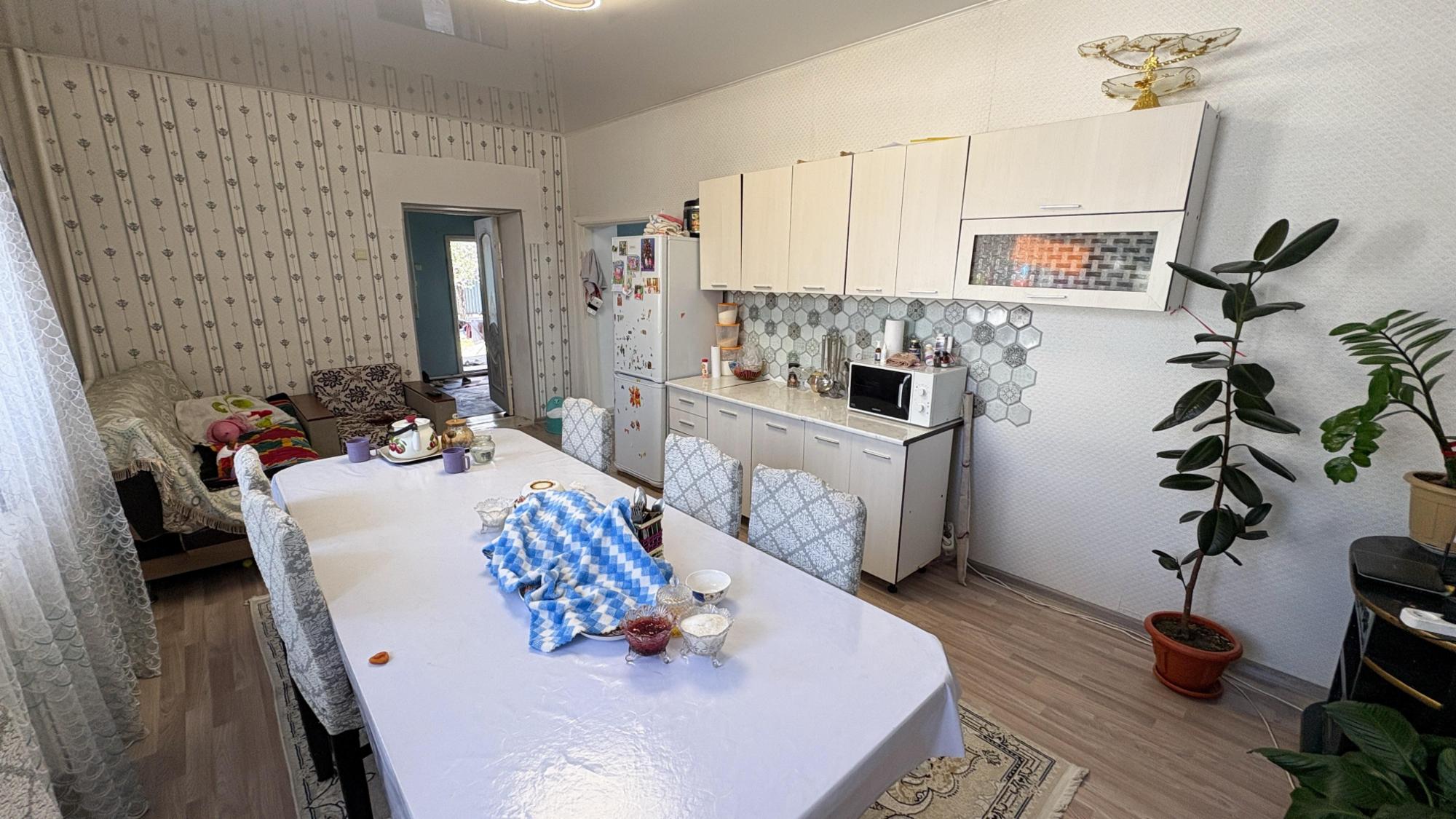 6-комнантный квартира, 138.0 м²,Жамбыла за 38 000 000