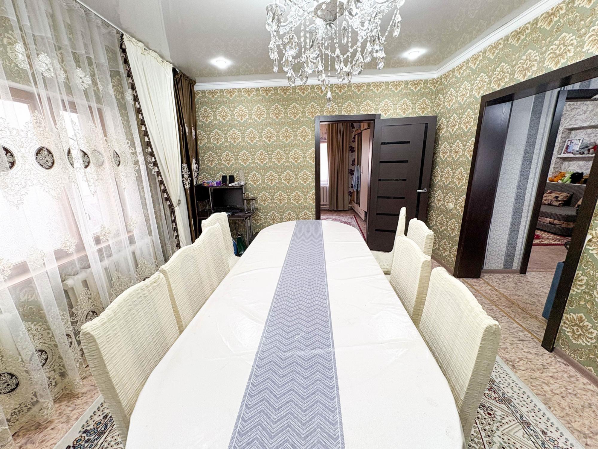 4-комнантный квартира, 100.0 м²,Подобедова за 20 000 000