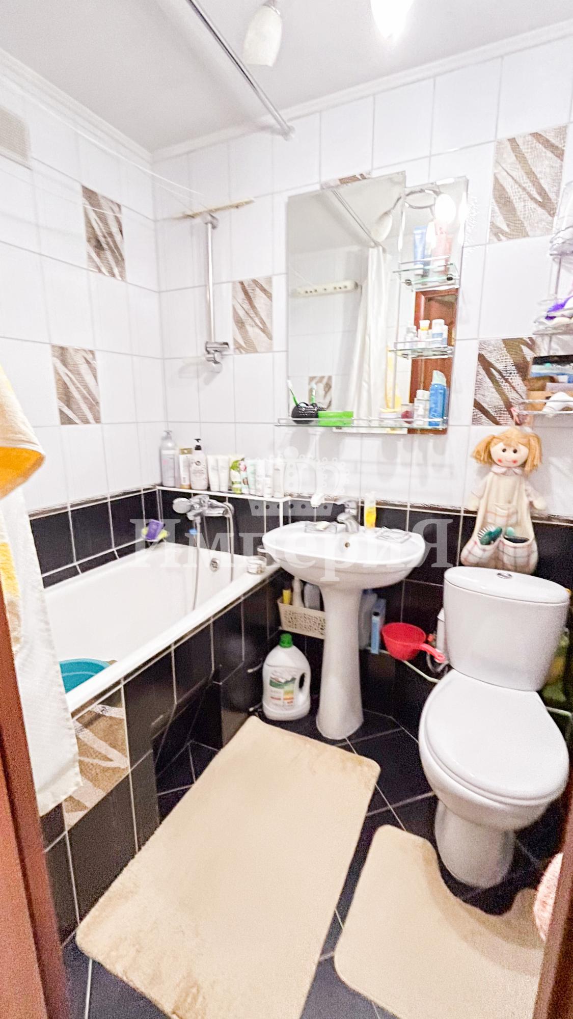 3-комнантная квартира, 57.0 м²,4 мкр за 16 000 000