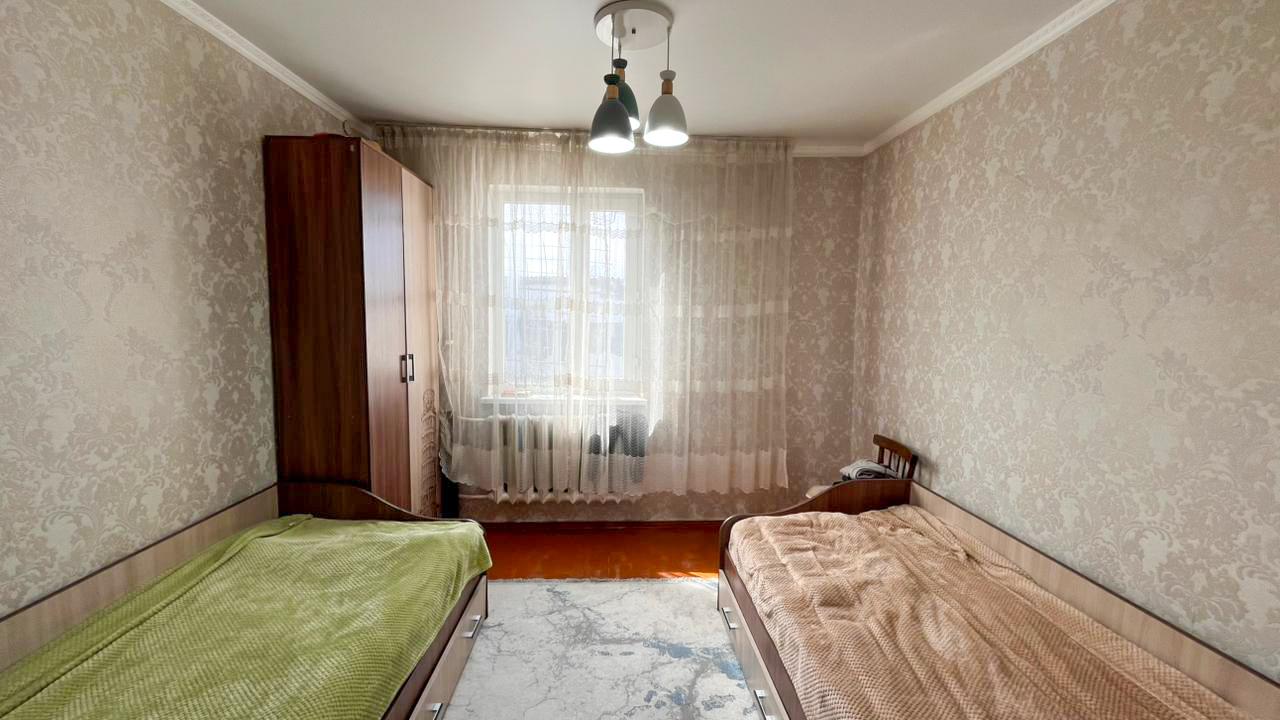 4-комнантный квартира, 90.0 м²,Кадыржанова за 33 000 000