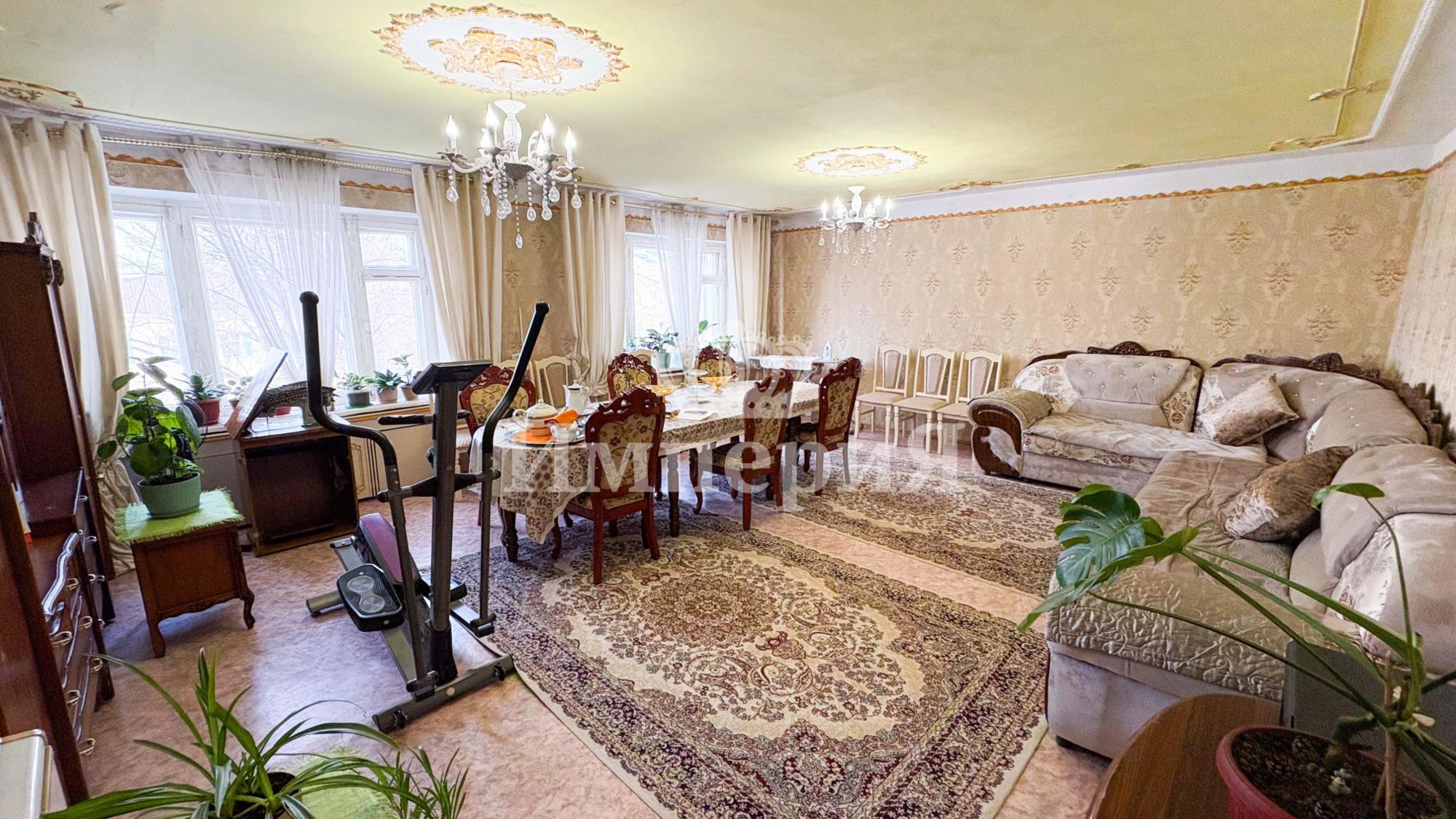 5-комнантная квартира, 148.0 м²,Жансугурова за 45 000 000