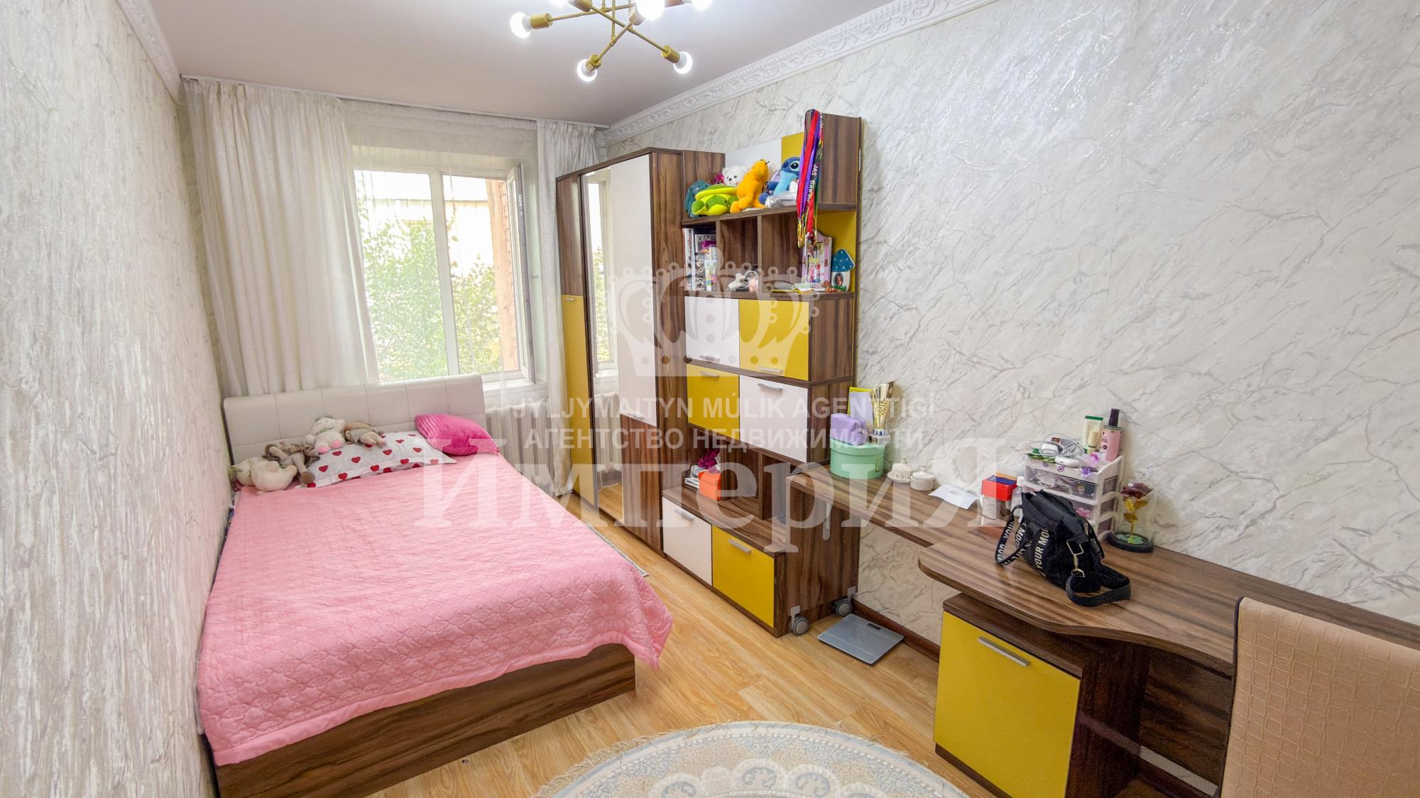 5-комнантная квартира, 96.0 м²,4 мкр за 32 500 000