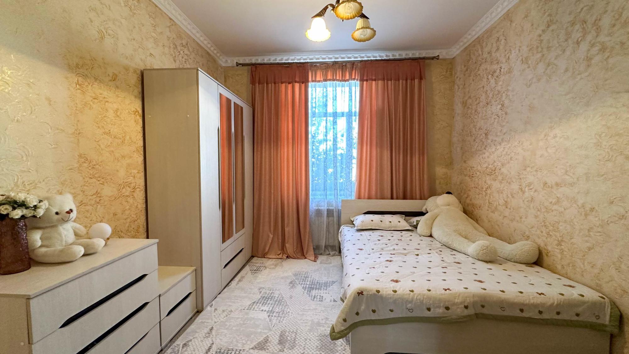 7-комнантный квартира, 232.8 м²,Алимжанова за 65 000 000