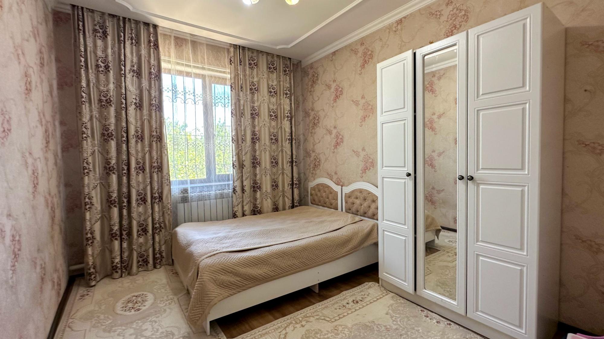 5-комнантный квартира, 150.0 м²,Талдыкорганская за 56 000 000