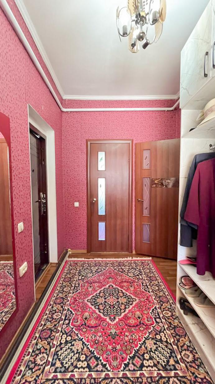 5-комнантная квартира, 95.0 м²,Гаухар Ана за 32 000 000