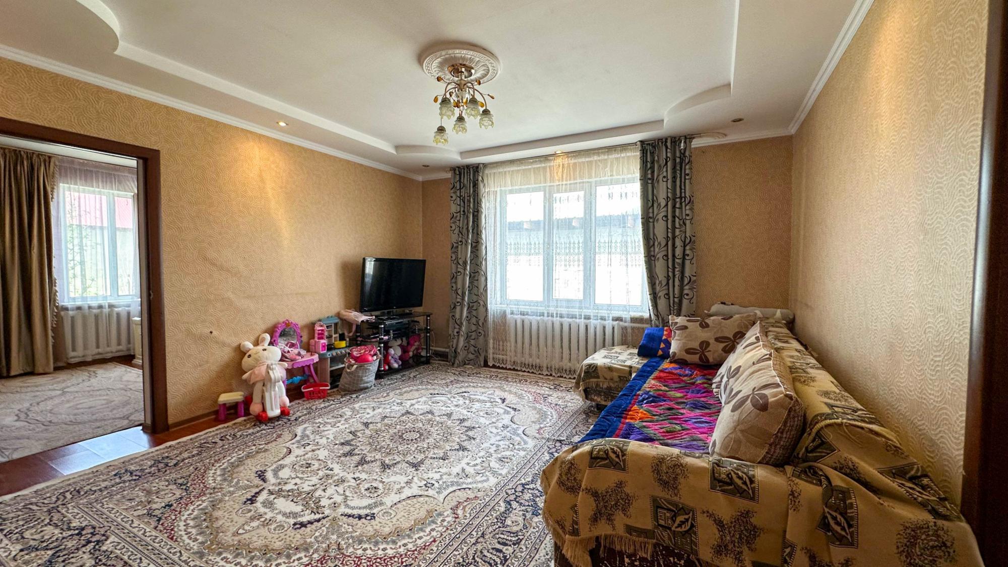 5-комнантный квартира, 95.2 м²,ЖасуланЖексембекова за 21 000 000