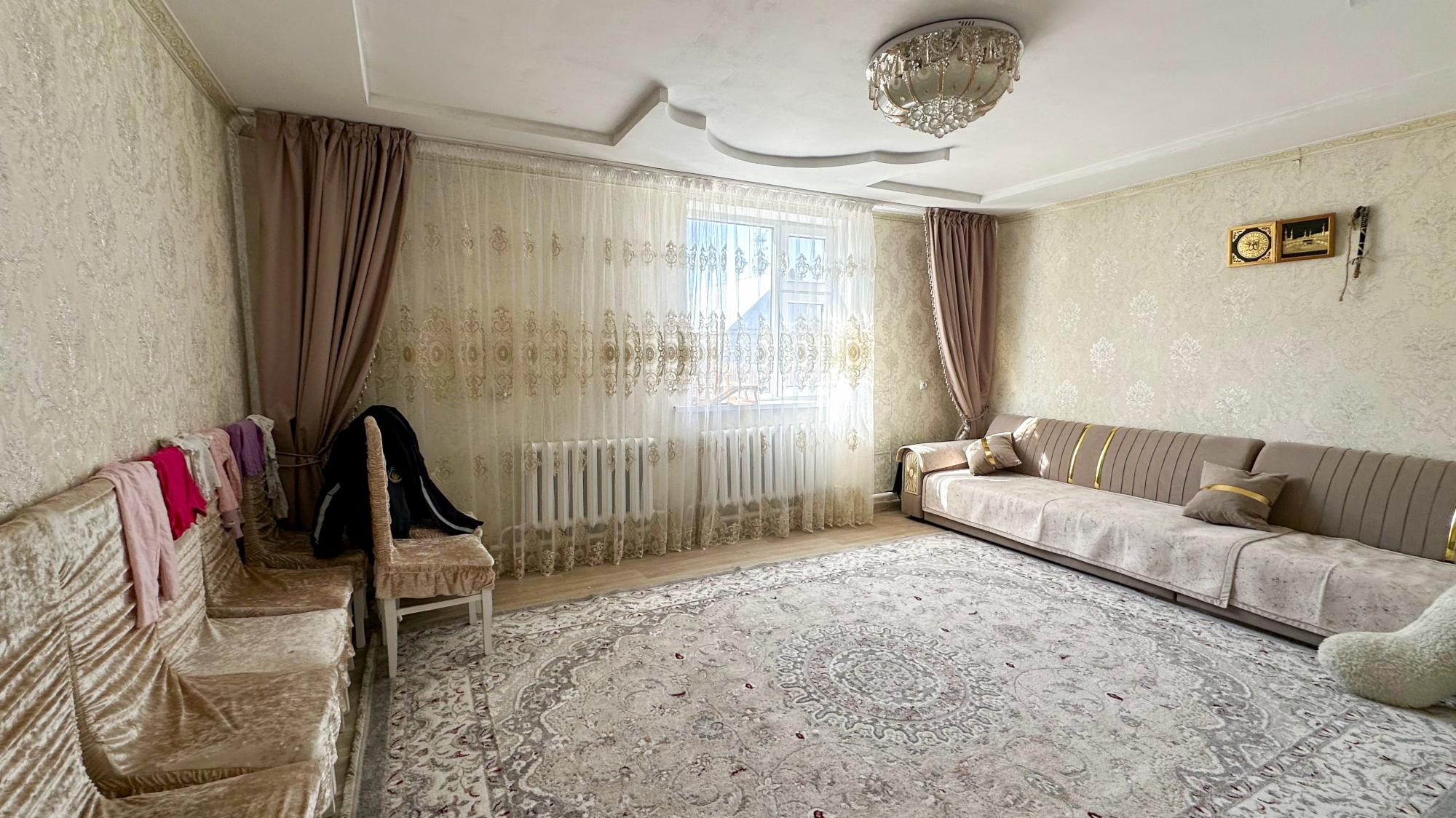 5-комнантный квартира, 126.0 м²,Кожамиярова за 34 000 000