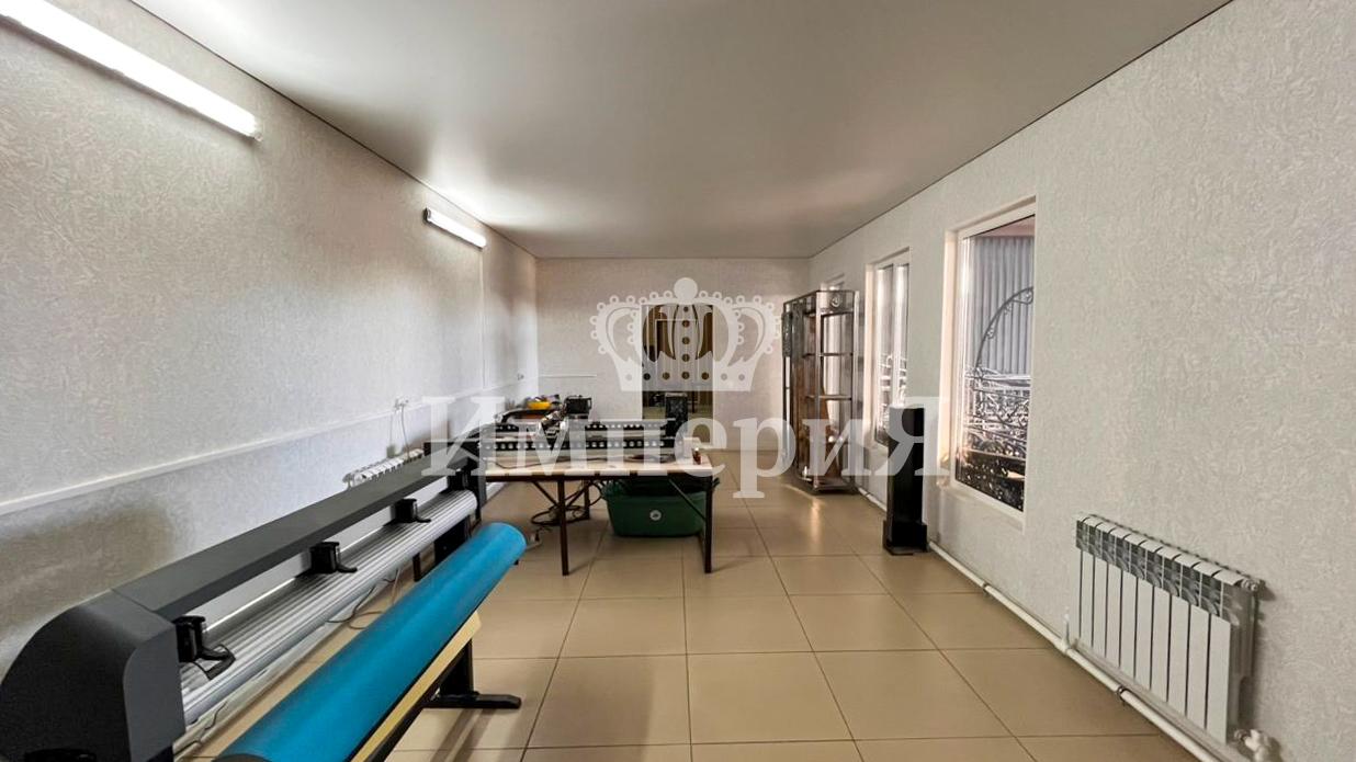 3-комнантный квартира, 90.0 м²,Абая за 42 000 000