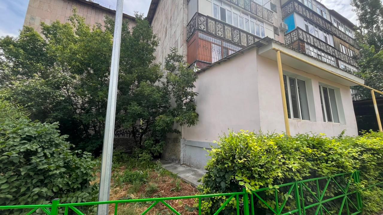 5-комнантная квартира, 98.0 м²,Назарбаева за 34 000 000