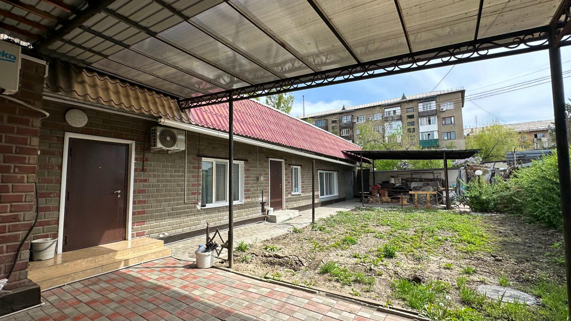 4-комнантный квартира, 140.0 м²,Аксуйская за 50 000 000