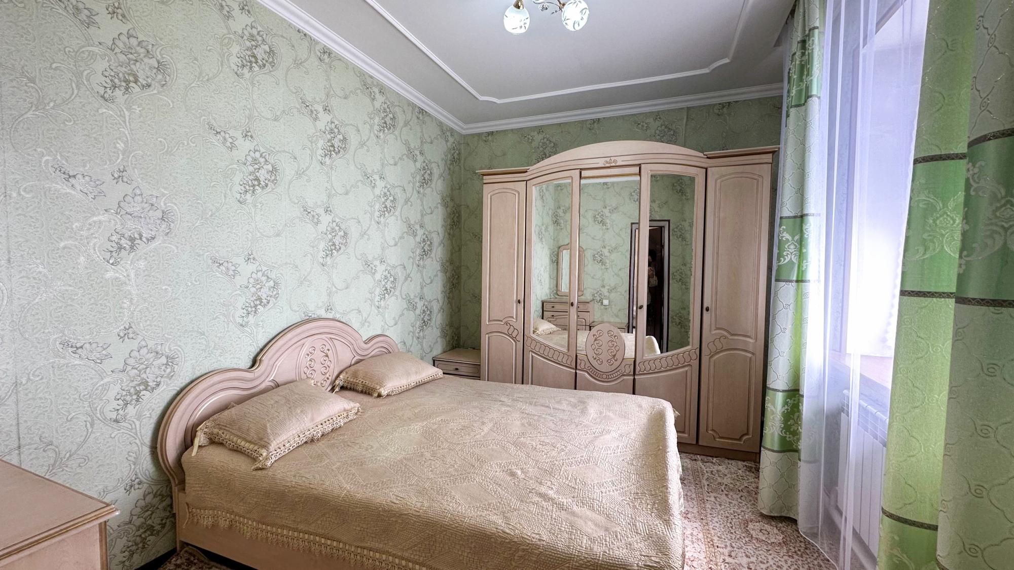 5-комнантный квартира, 150.0 м²,Талдыкорганская за 56 000 000
