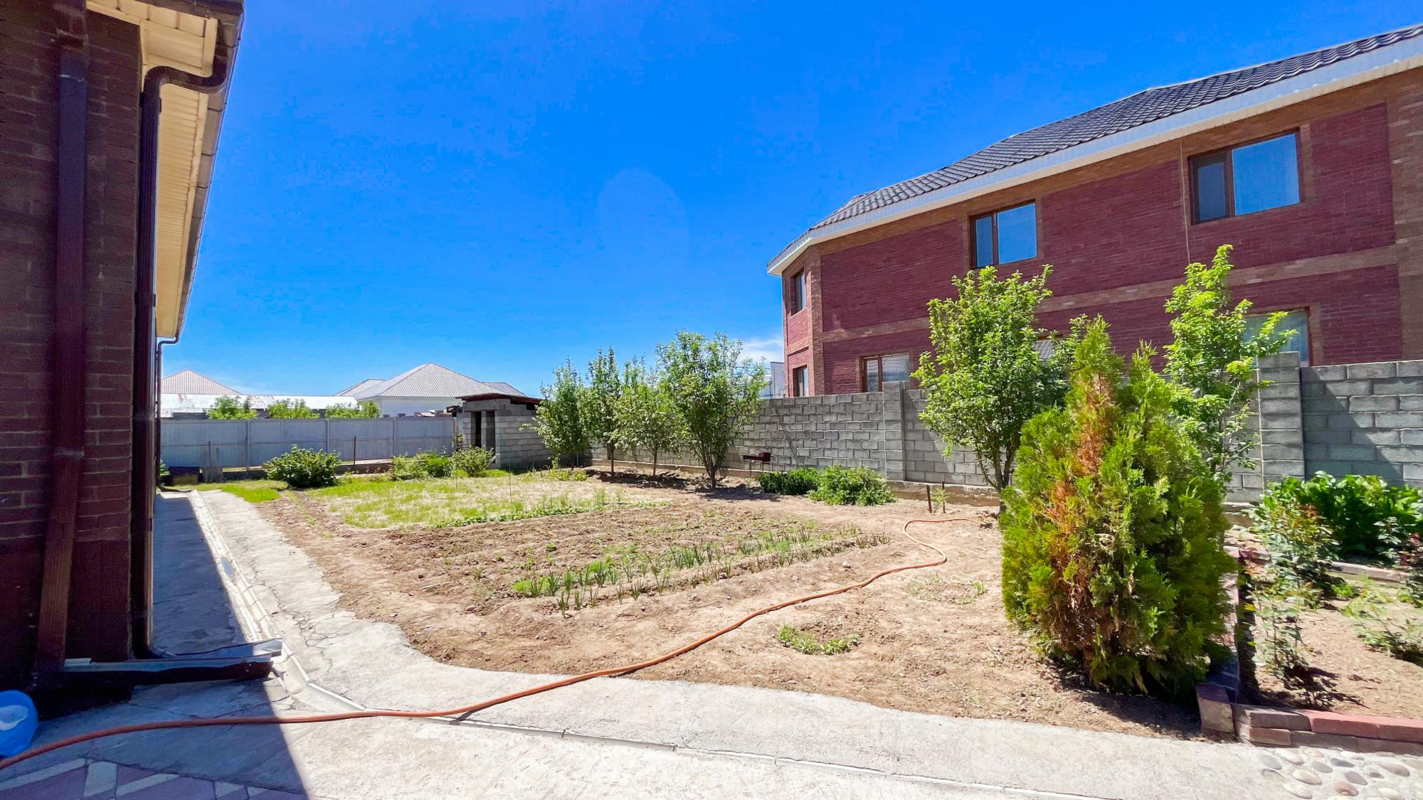 4-комнантный квартира, 160.0 м²,Оркен за 68 000 000