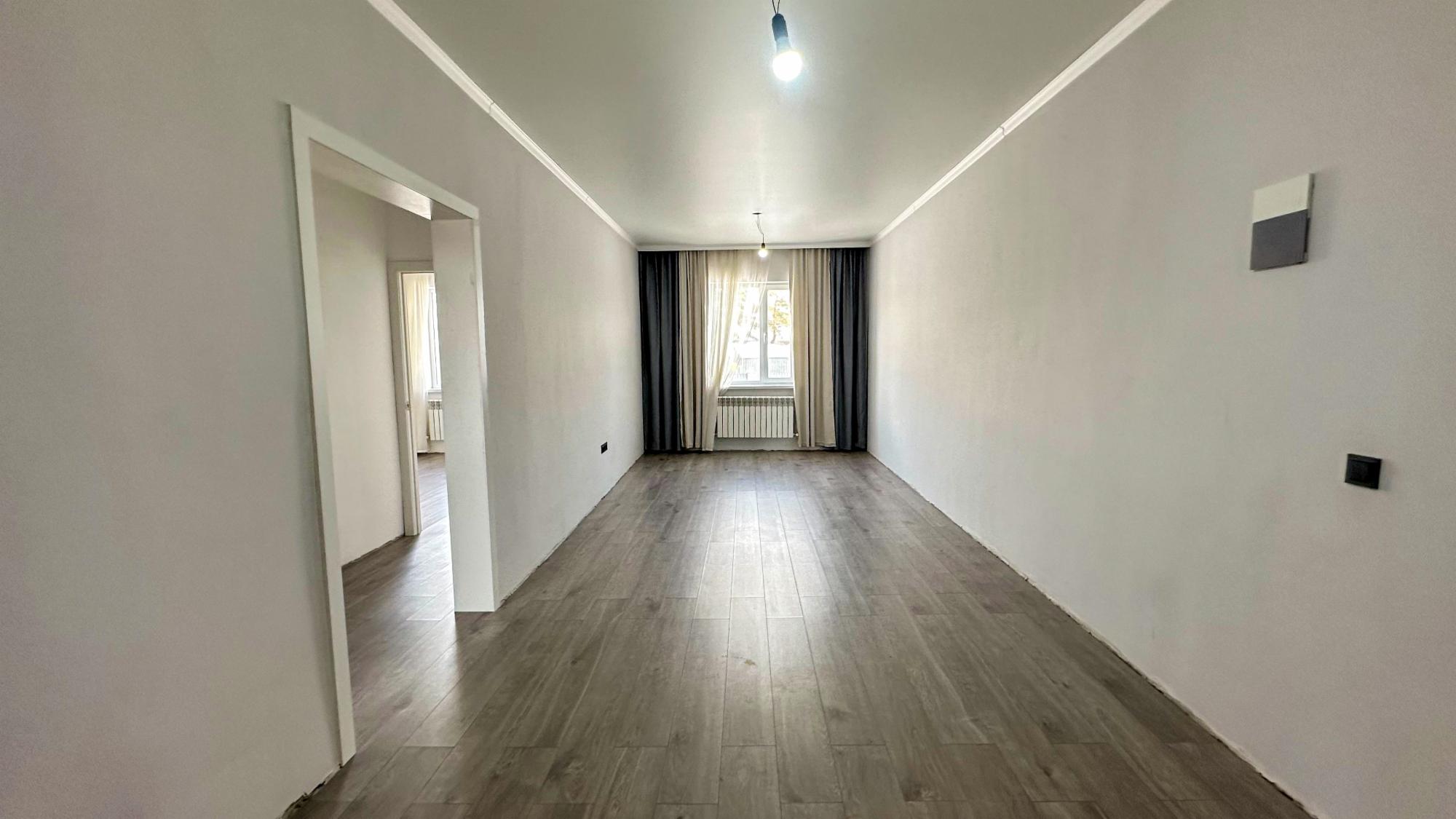 8-комнантный квартира, 220.0 м²,Нурлы Бастау за 42 000 000