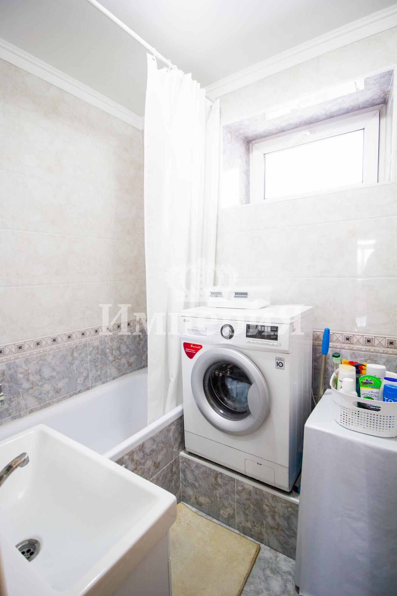 3-комнантная квартира, 60.0 м²,4 мкр за 20 000 000