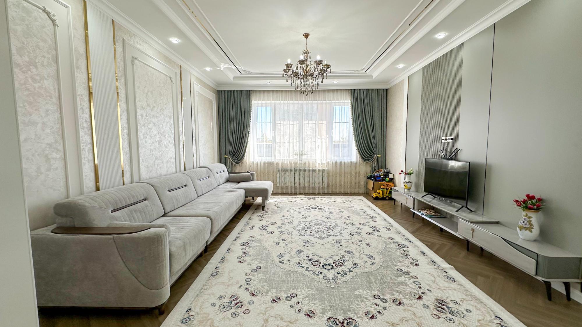 6-комнантный квартира, 283.0 м²,Жастар за 130 000 000