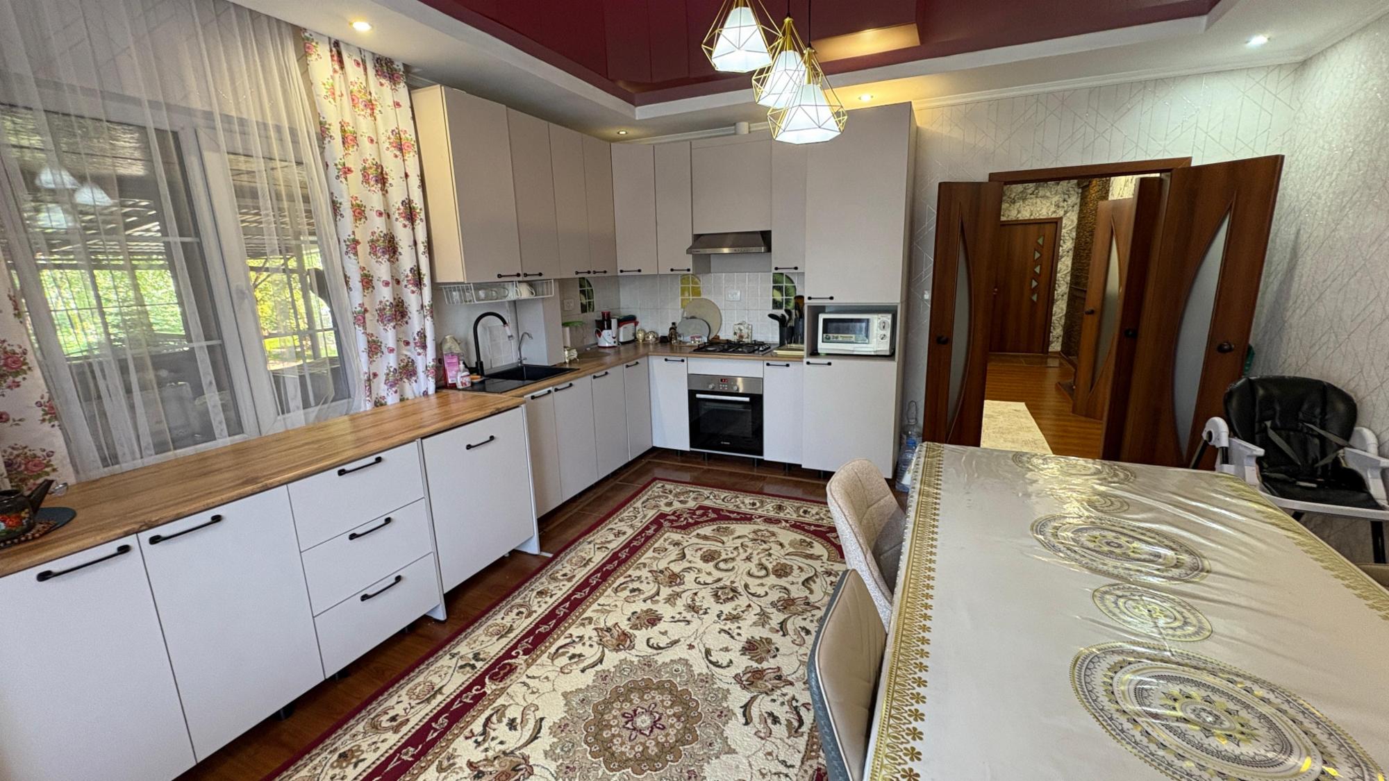 5-комнантный квартира, 139.5 м²,Жабаева за 52 000 000