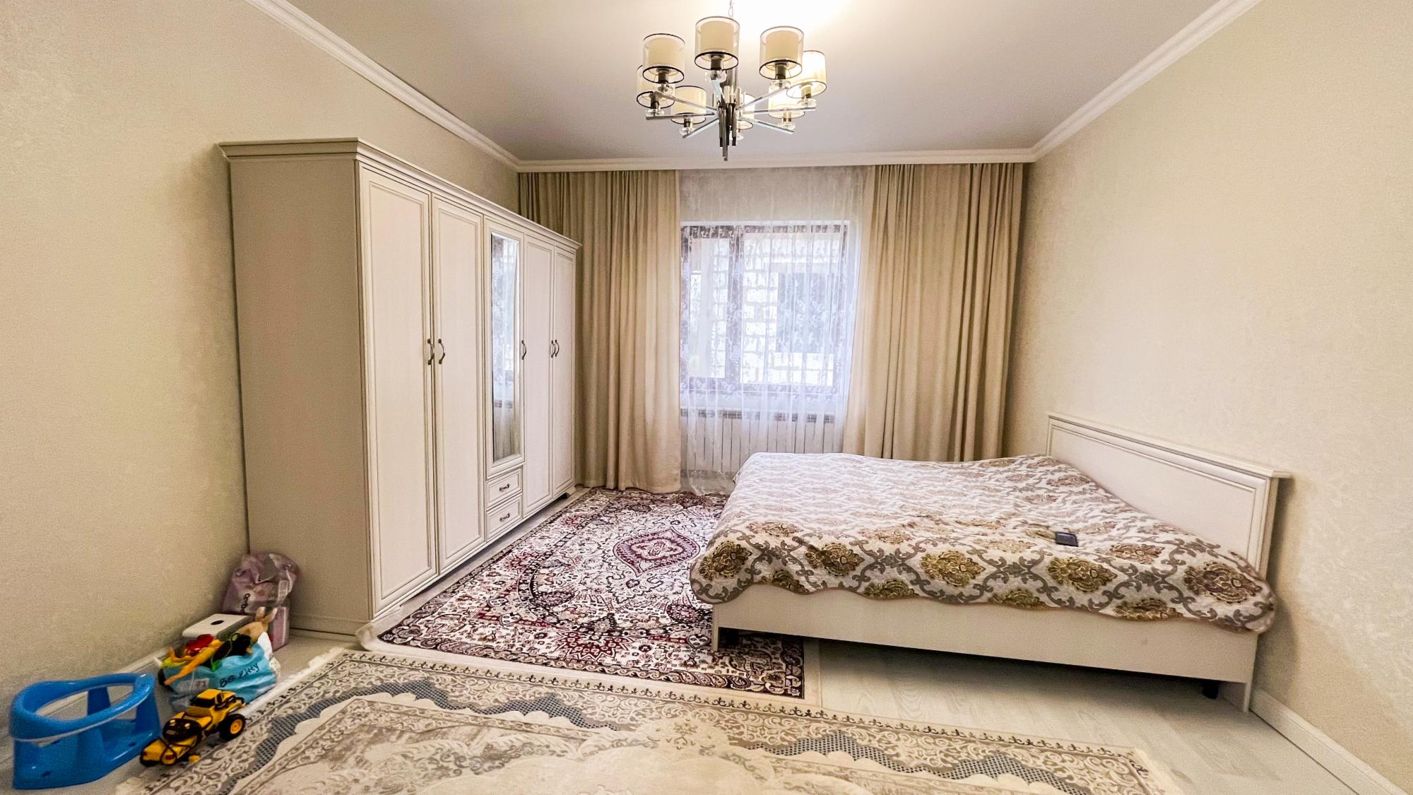 3-комнантный квартира, 125.0 м²,Шанышева за 38 000 000