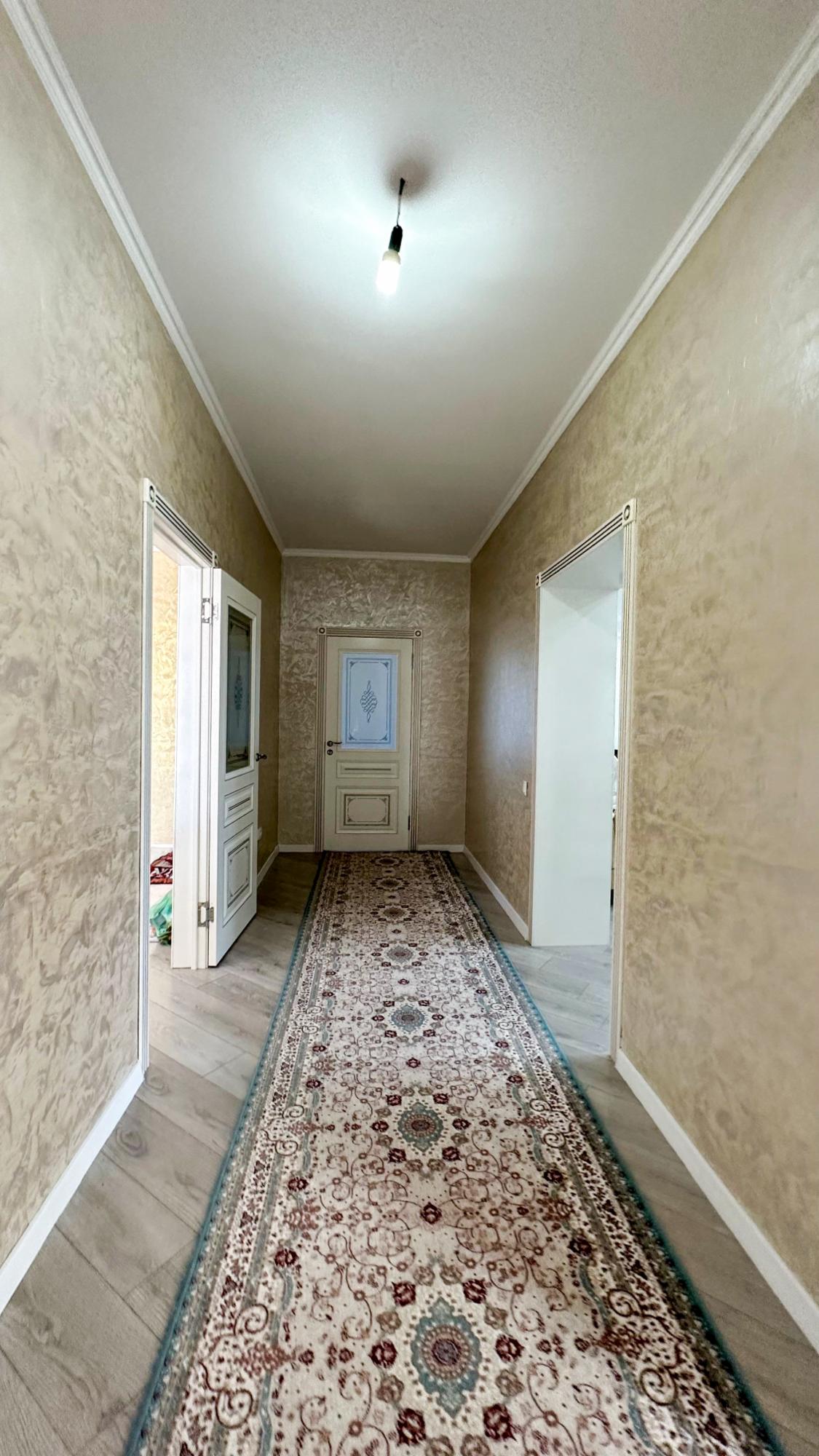 7-комнантный квартира, 264.0 м²,Жибек жолы за 90 000 000