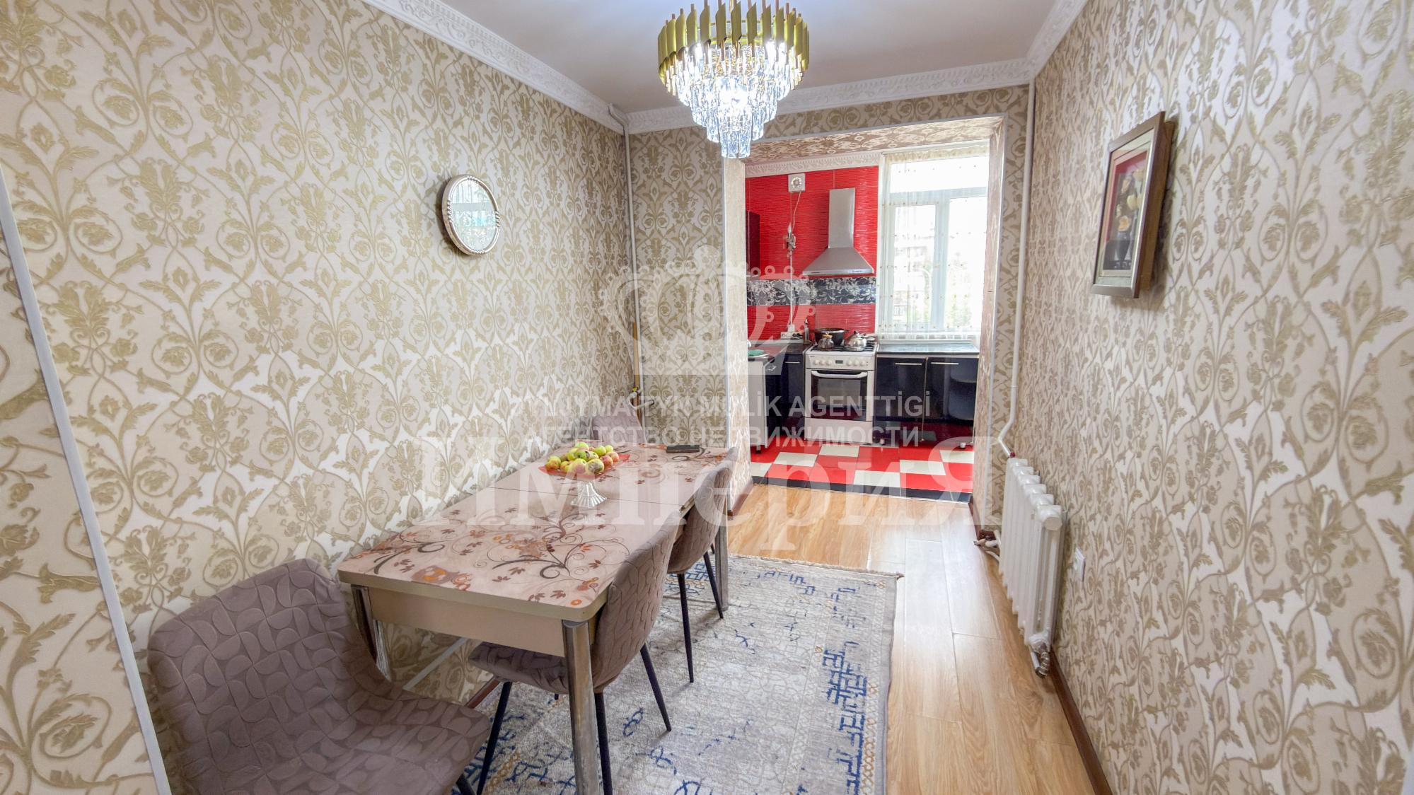 5-комнантная квартира, 96.0 м²,4 мкр за 32 500 000
