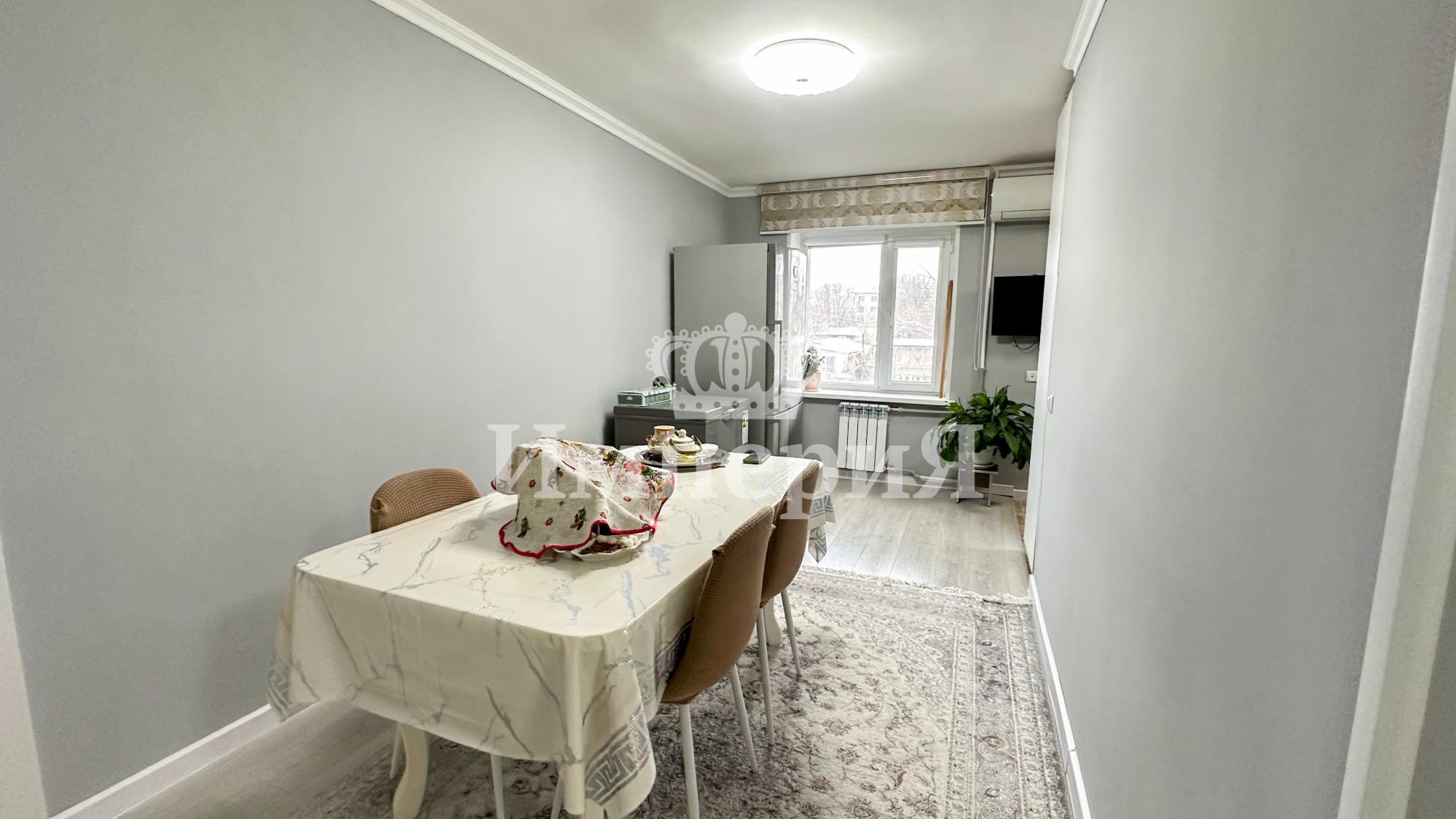 4-комнантная квартира, 91.0 м²,Центр за 38 000 000