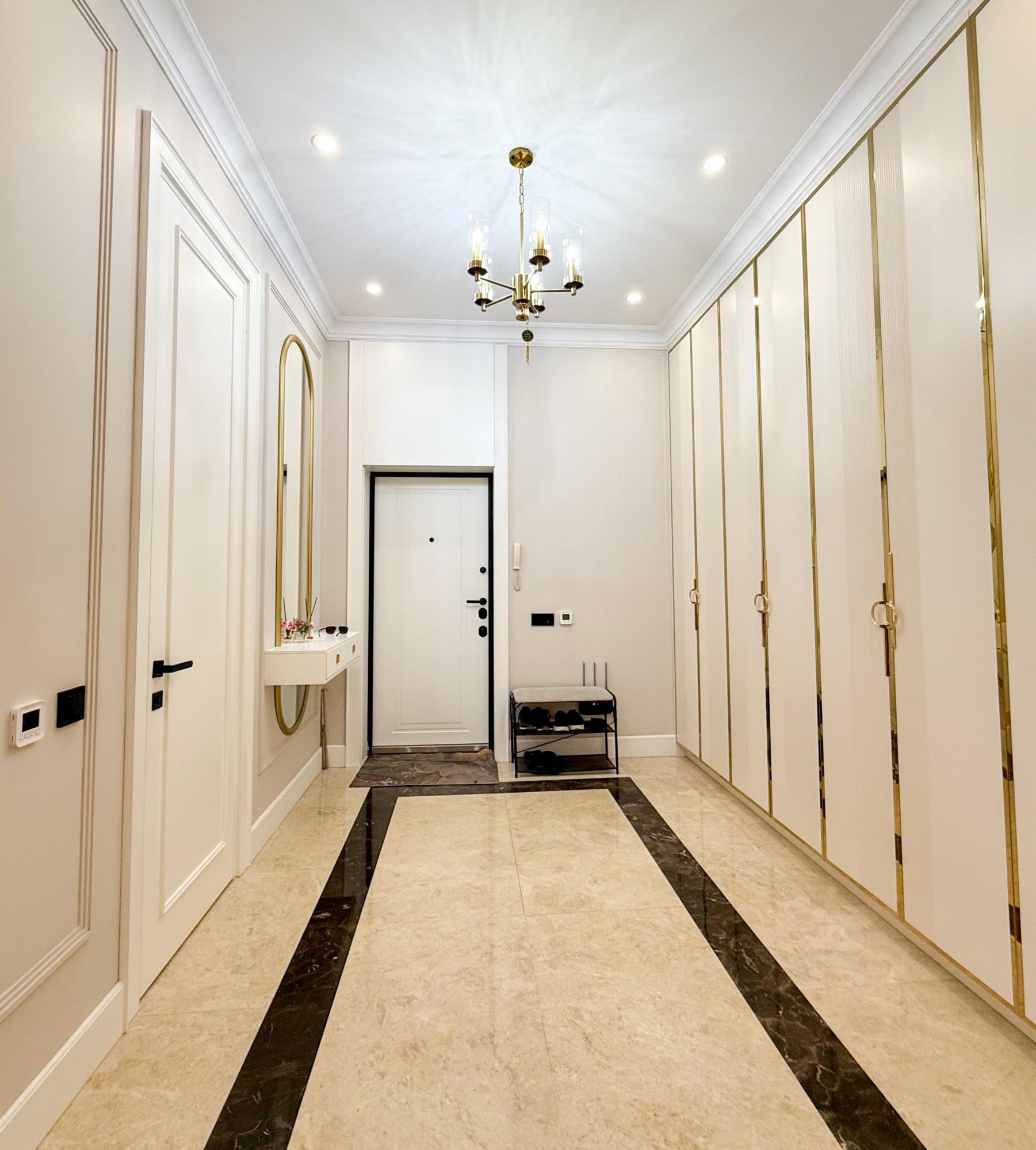 4-комнантная квартира, 200.0 м²,Каратал за 140 000 000