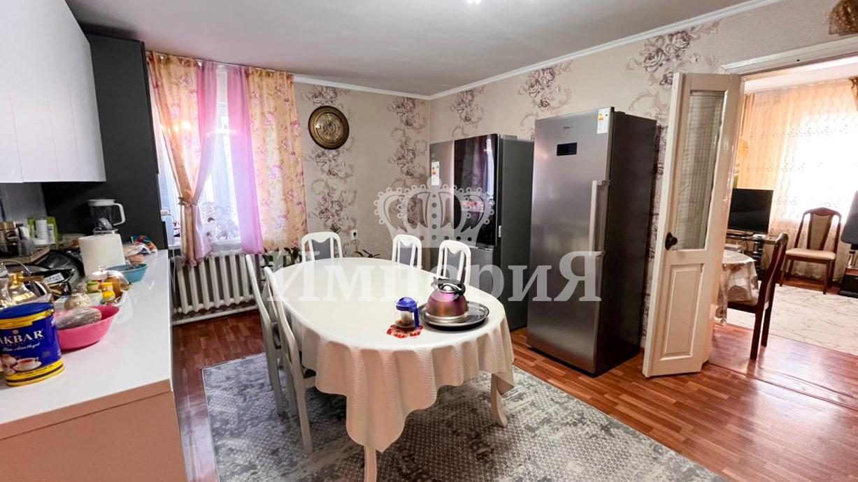 4-комнантный квартира, 70.0 м²,Жамбыла за 21 000 000