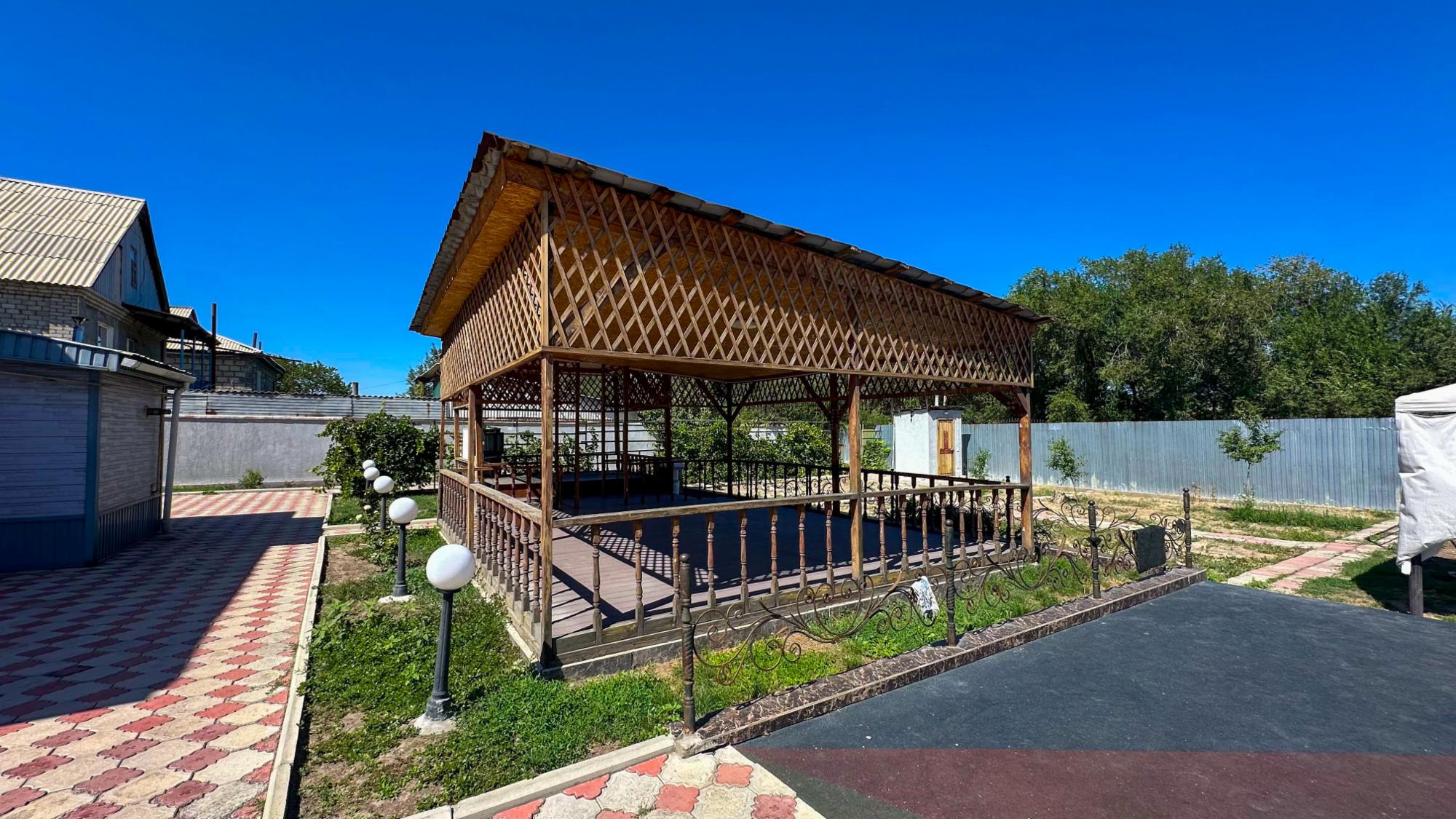 6-комнантная квартира, 194.0 м²,Милованова за 110 000 000