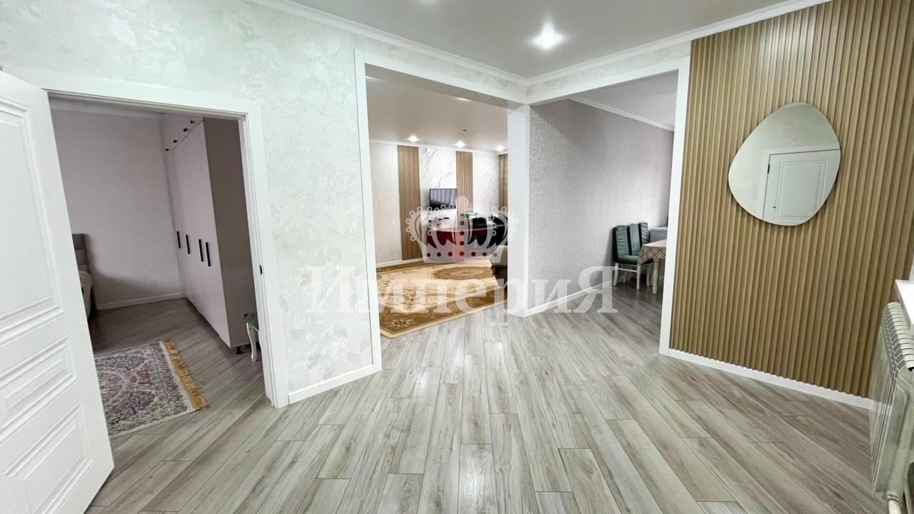 4-комнантный квартира, 122.0 м²,Кудерина за 50 000 000