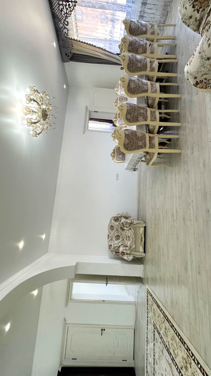 4-комнантный квартира, 197.0 м²,Айманова за 50 000 000