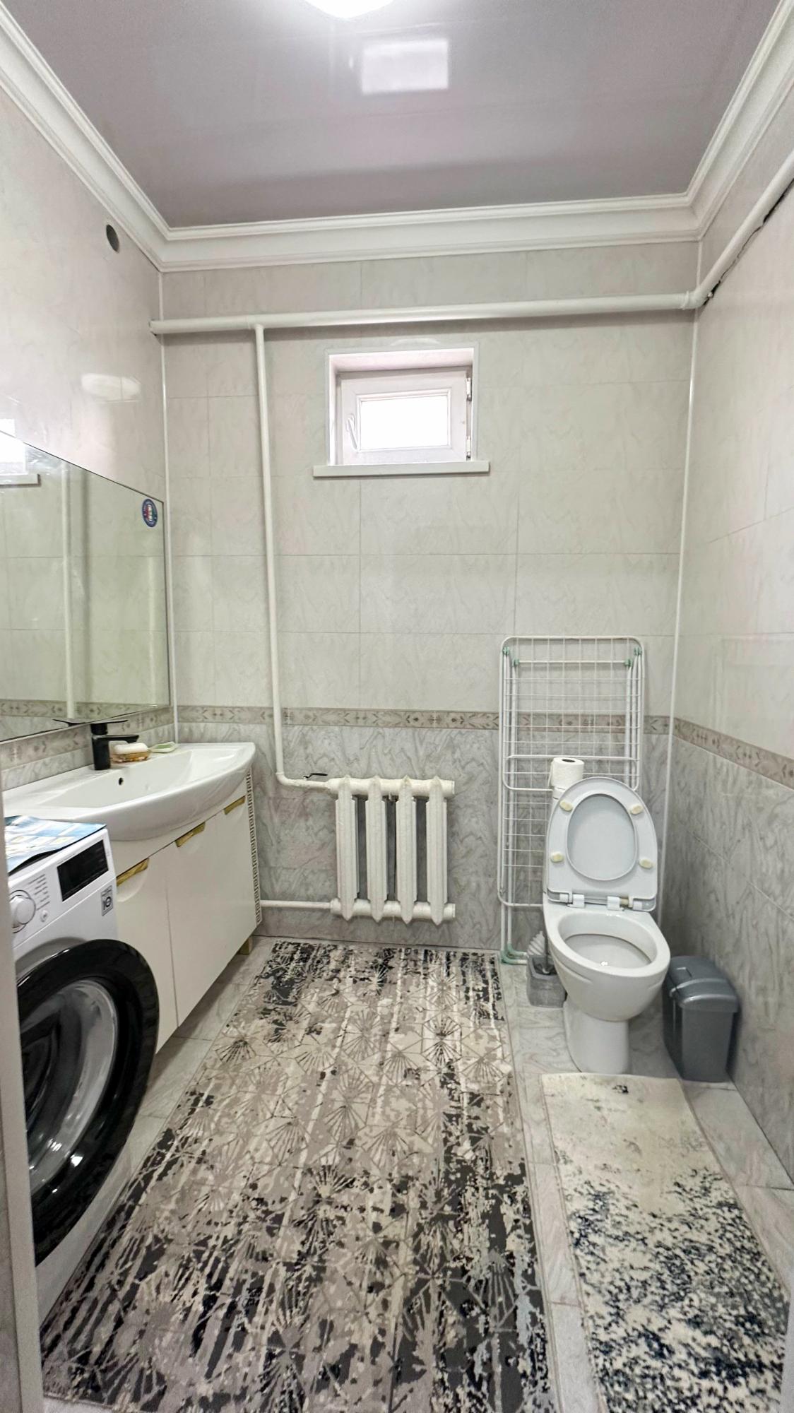 3-комнантный квартира, 90.0 м²,Алдабергенова за 35 000 000