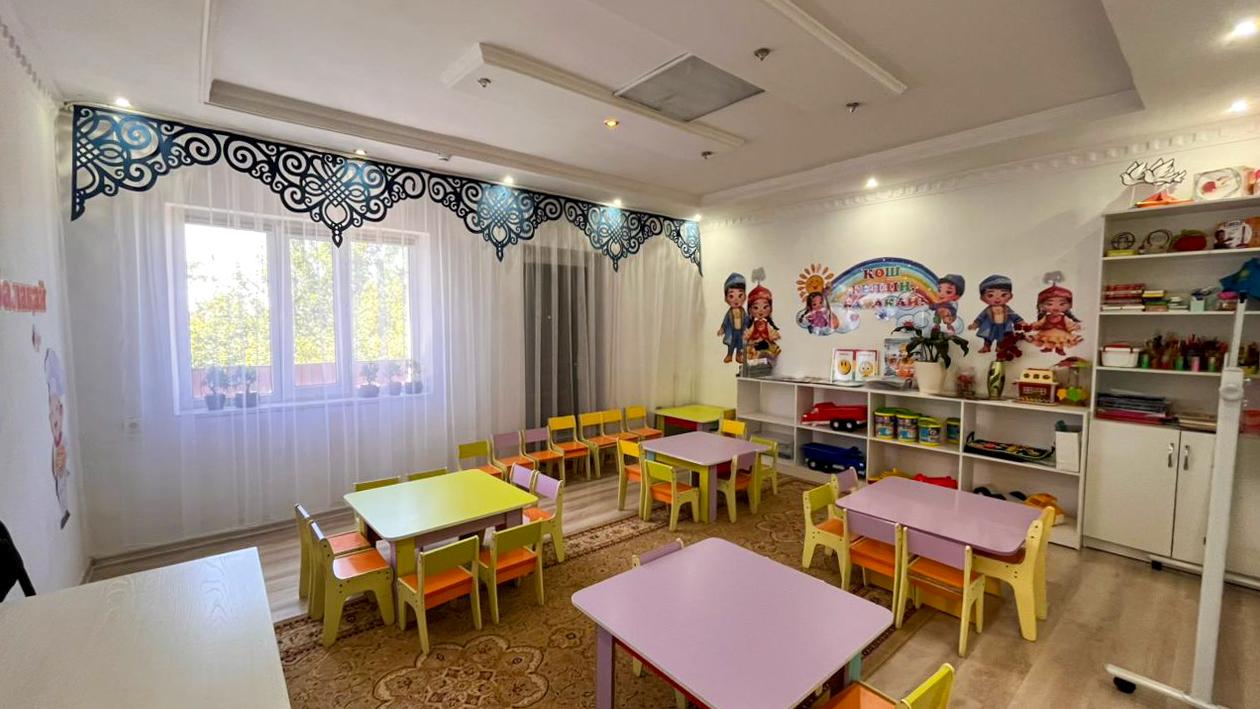 8-комнантный квартира, 311.0 м²,Жазиралы за 75 000 000