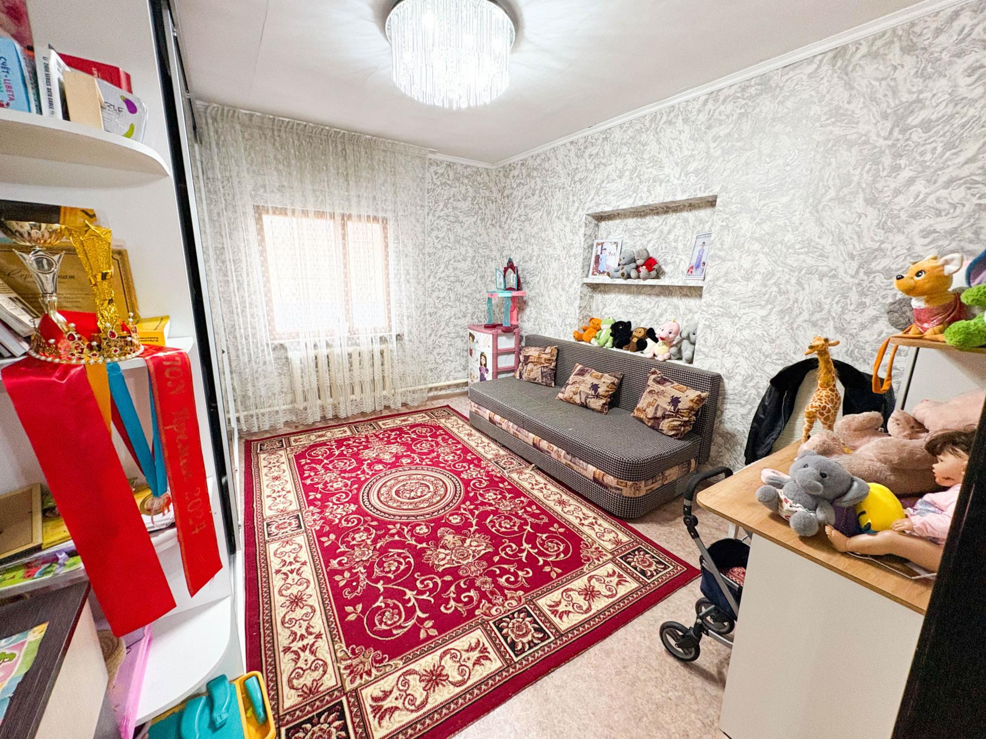 4-комнантный квартира, 100.0 м²,Подобедова за 20 000 000