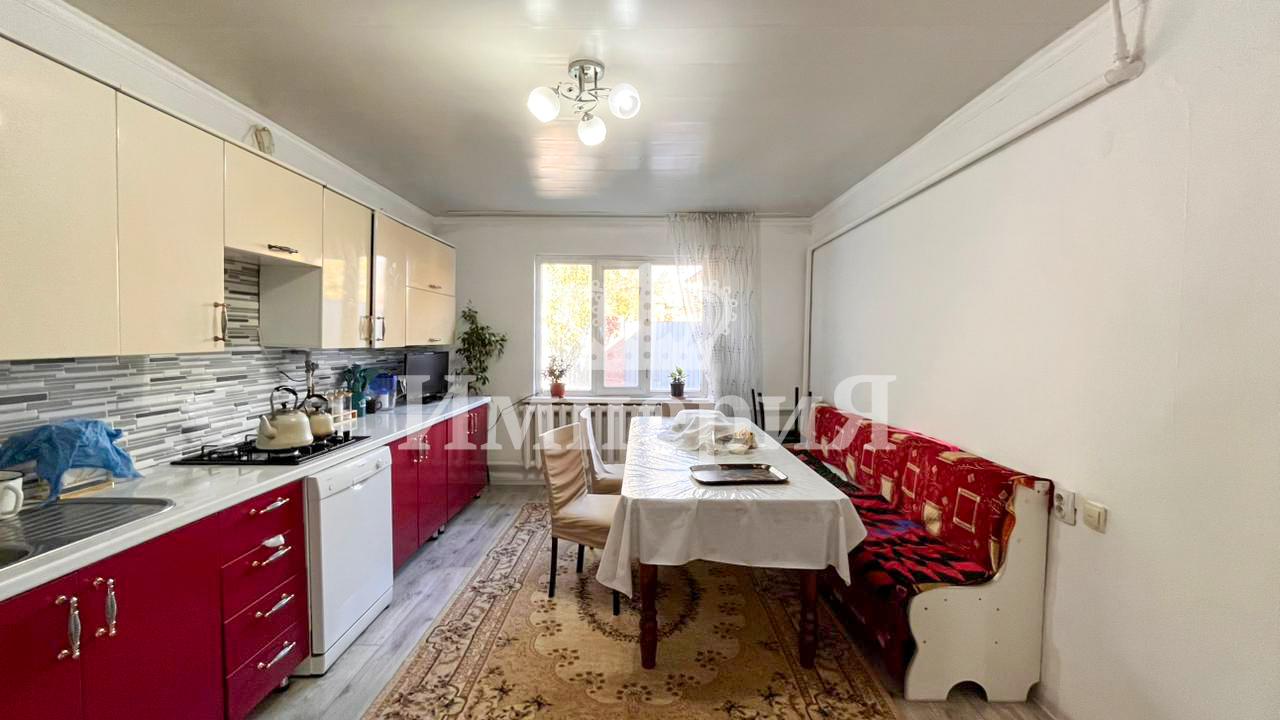 3-комнантный квартира, 96.0 м²,Токаева за 22 700 000