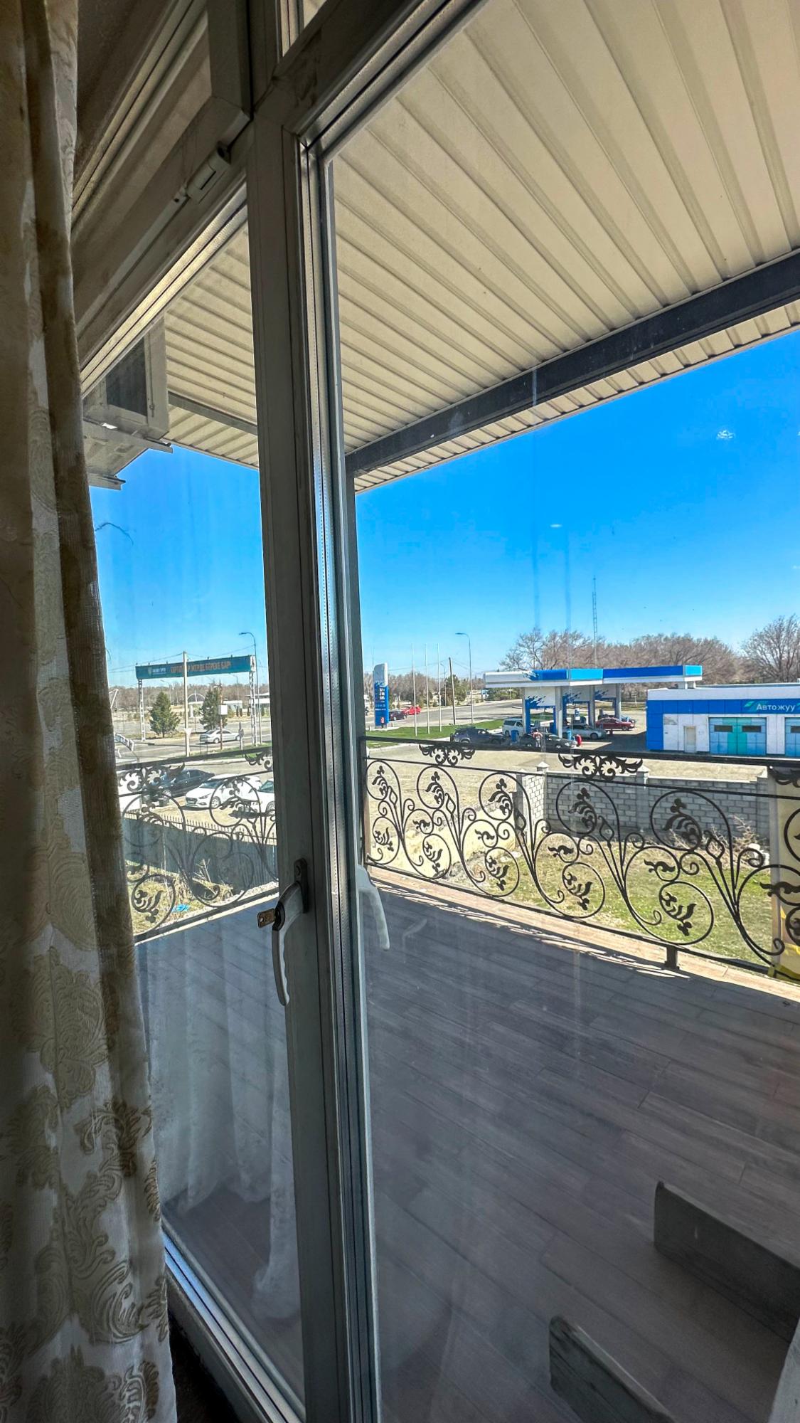 8-комнантный квартира, 300.0 м²,Каратальская за 110 000 000